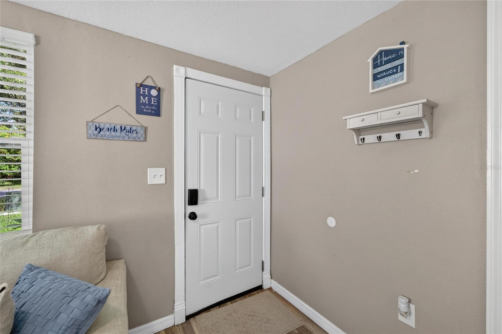 3720 W ELROD AVE — photo 5