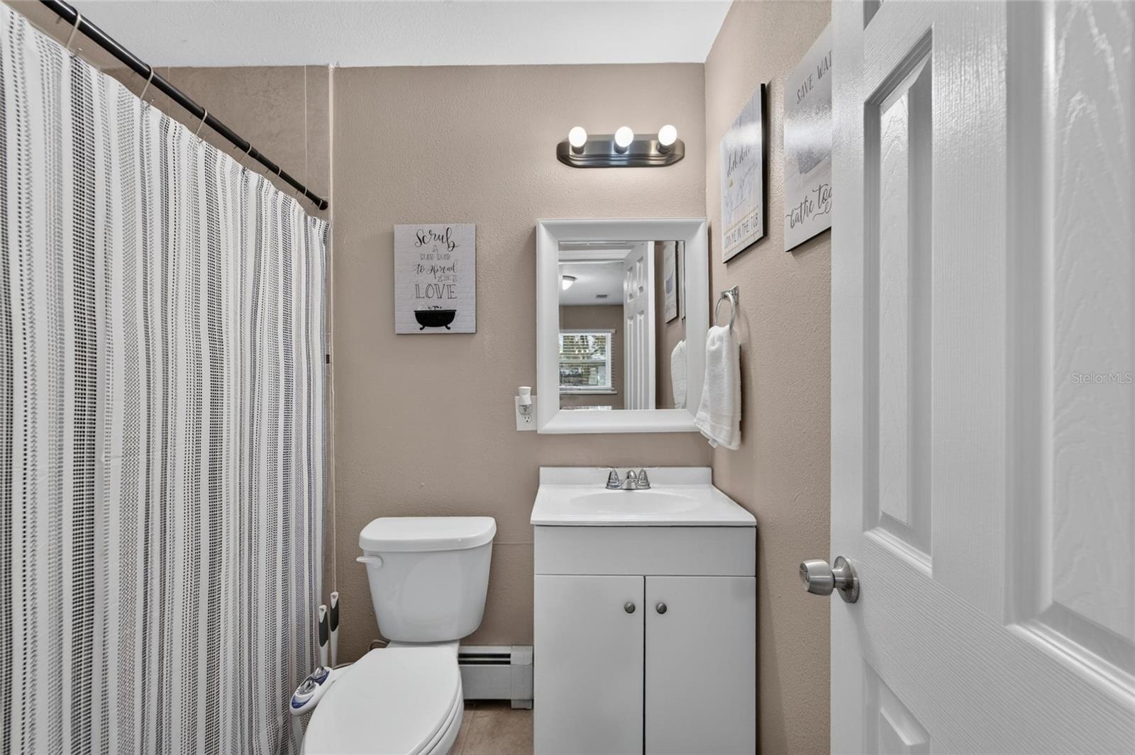 3720 W ELROD AVE — photo 35