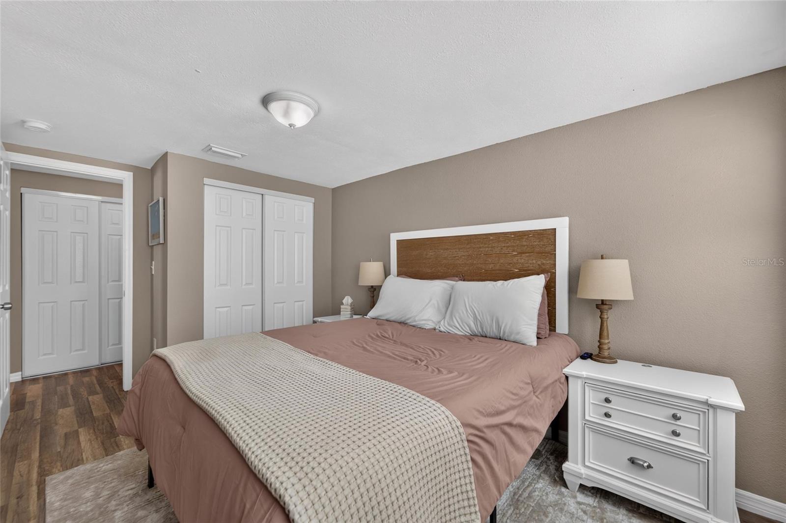 3720 W ELROD AVE — photo 28