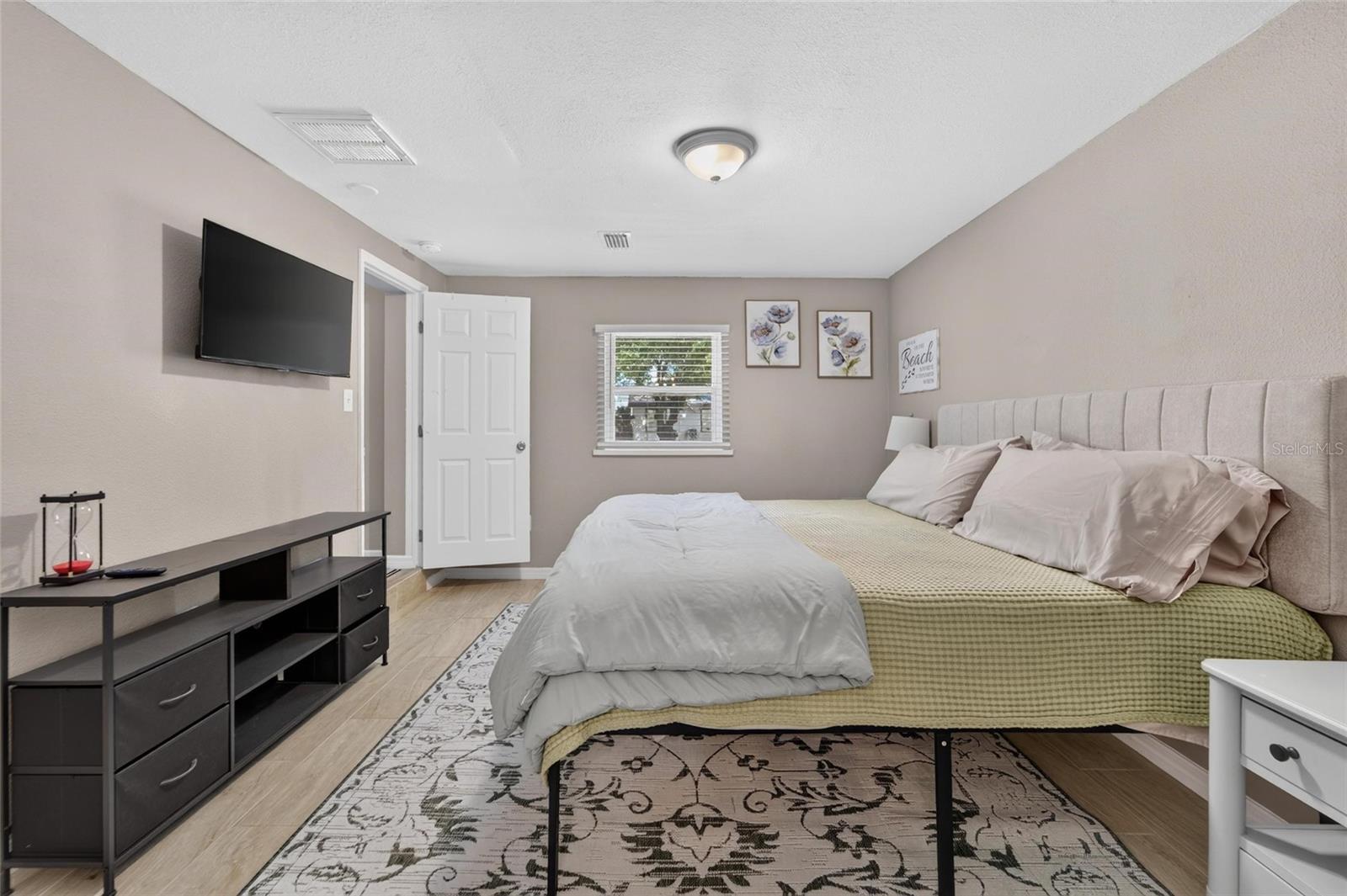 3720 W ELROD AVE — photo 32