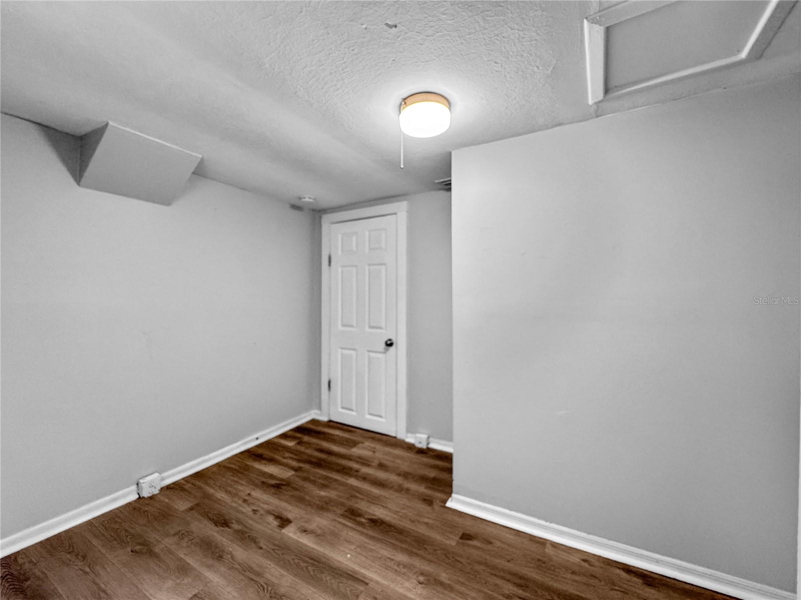 5304 E 14TH AVE — photo 12