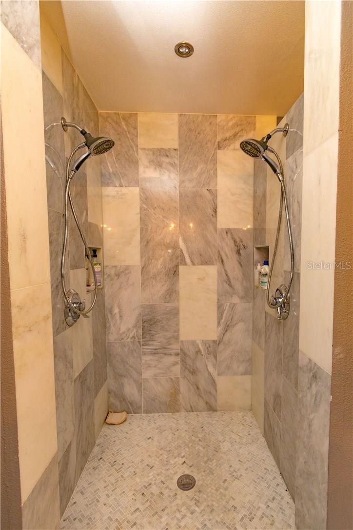 15924 NOTTINGHILL DR — photo 13