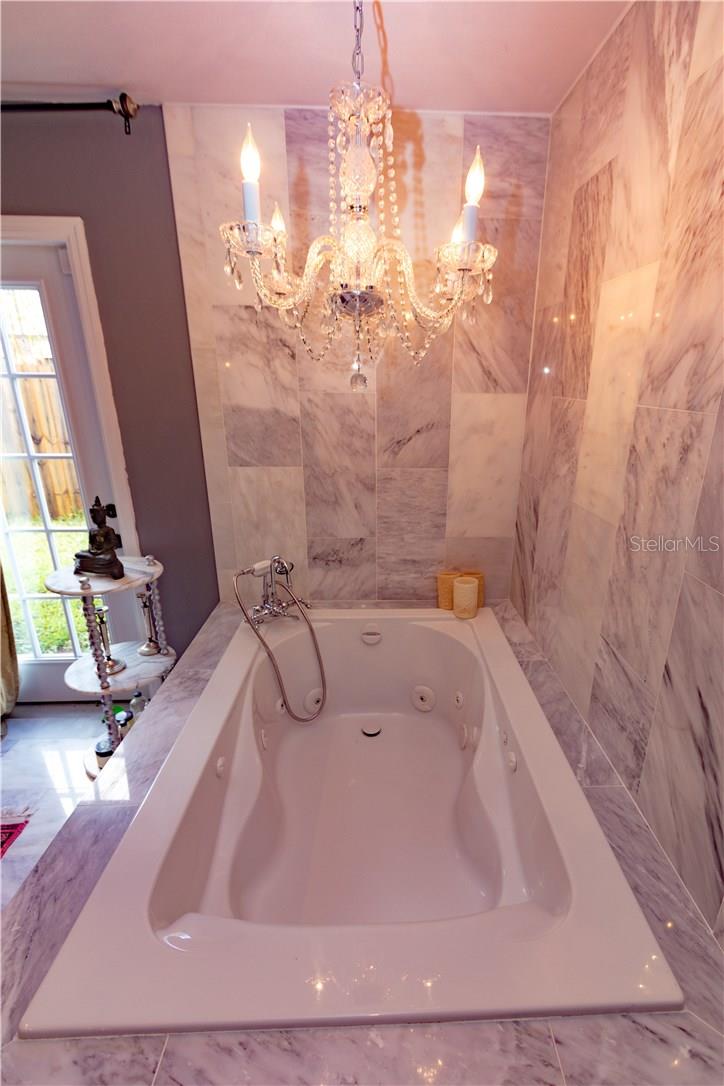 15924 NOTTINGHILL DR — photo 12