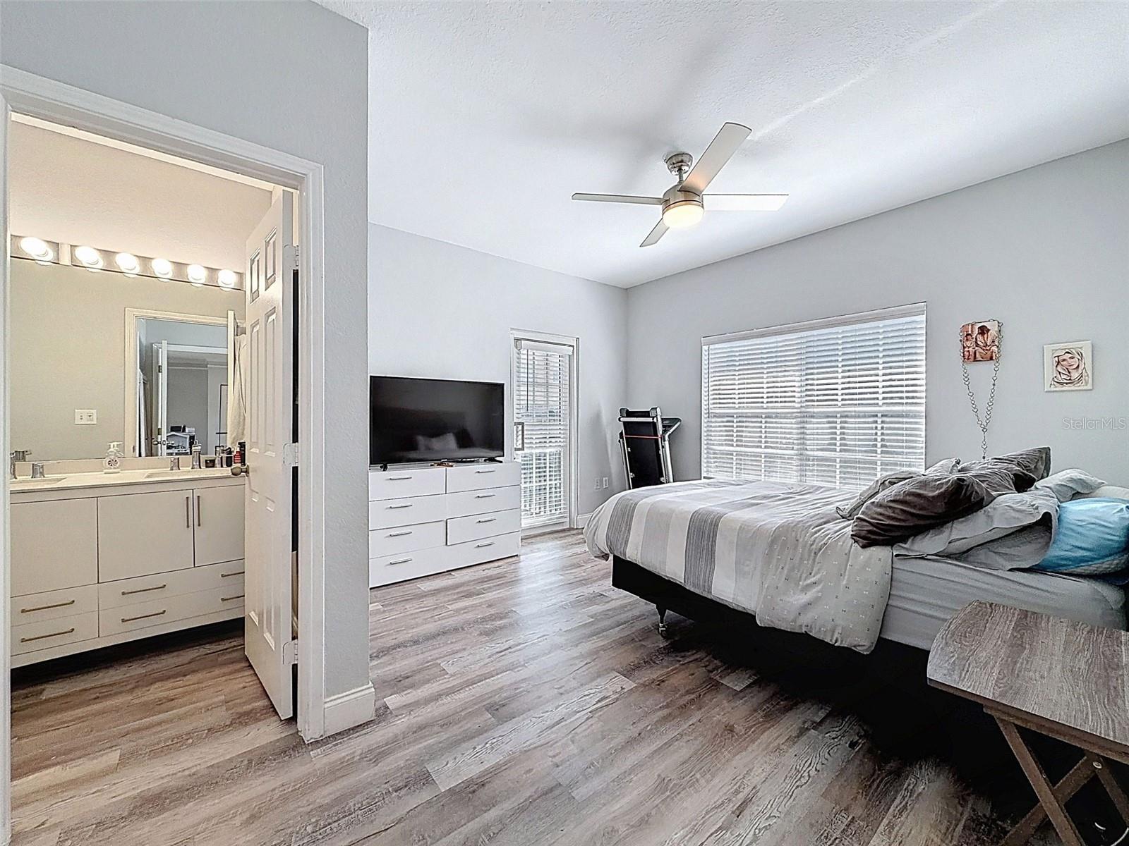 4340 BAYSIDE VILLAGE DR #201 — photo 24