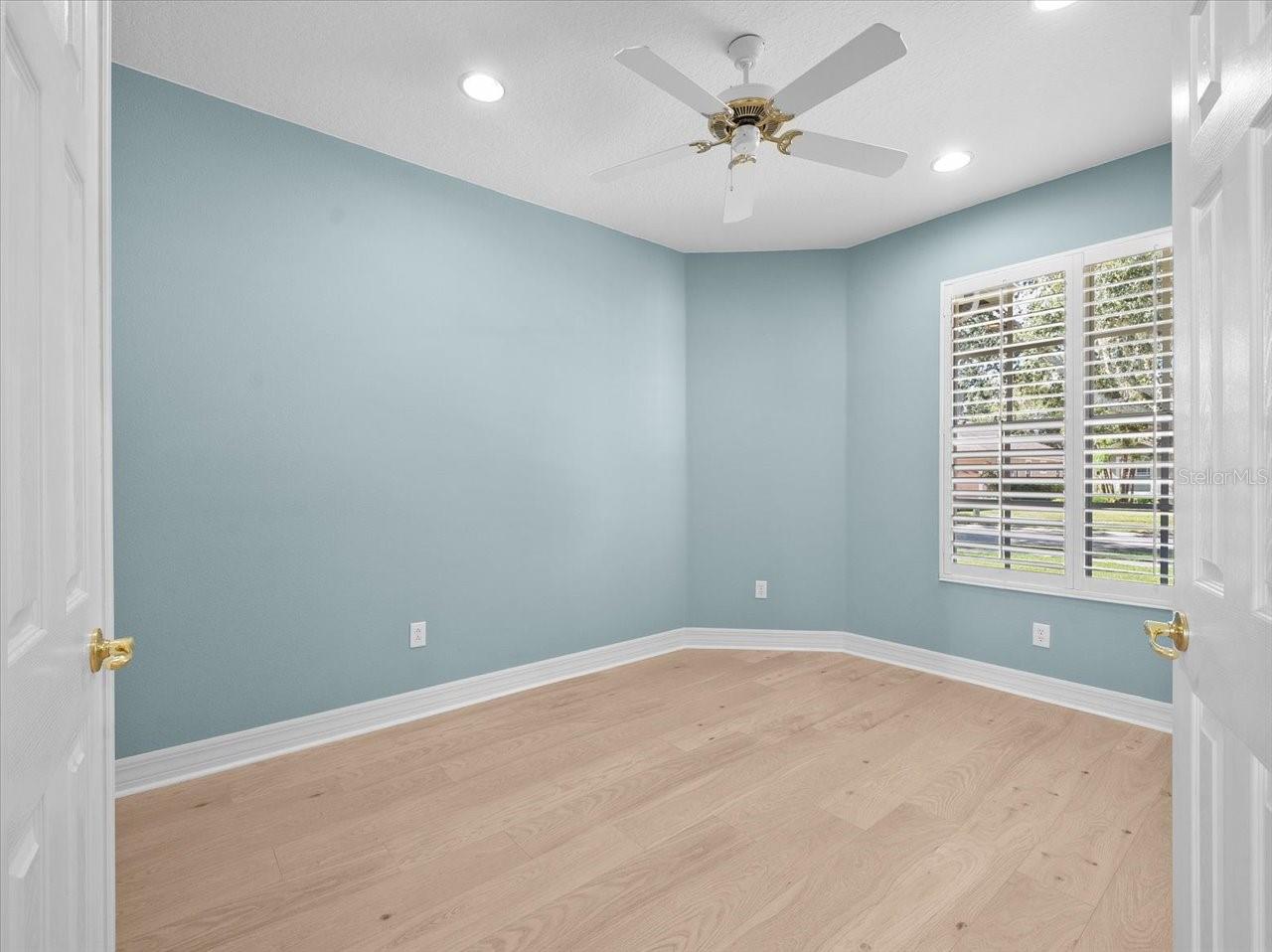 15019 LAKE EMERALD BLVD — photo 31