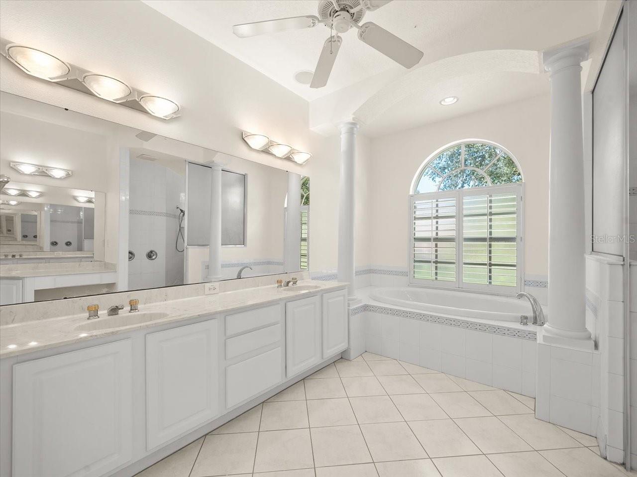 15019 LAKE EMERALD BLVD — photo 24