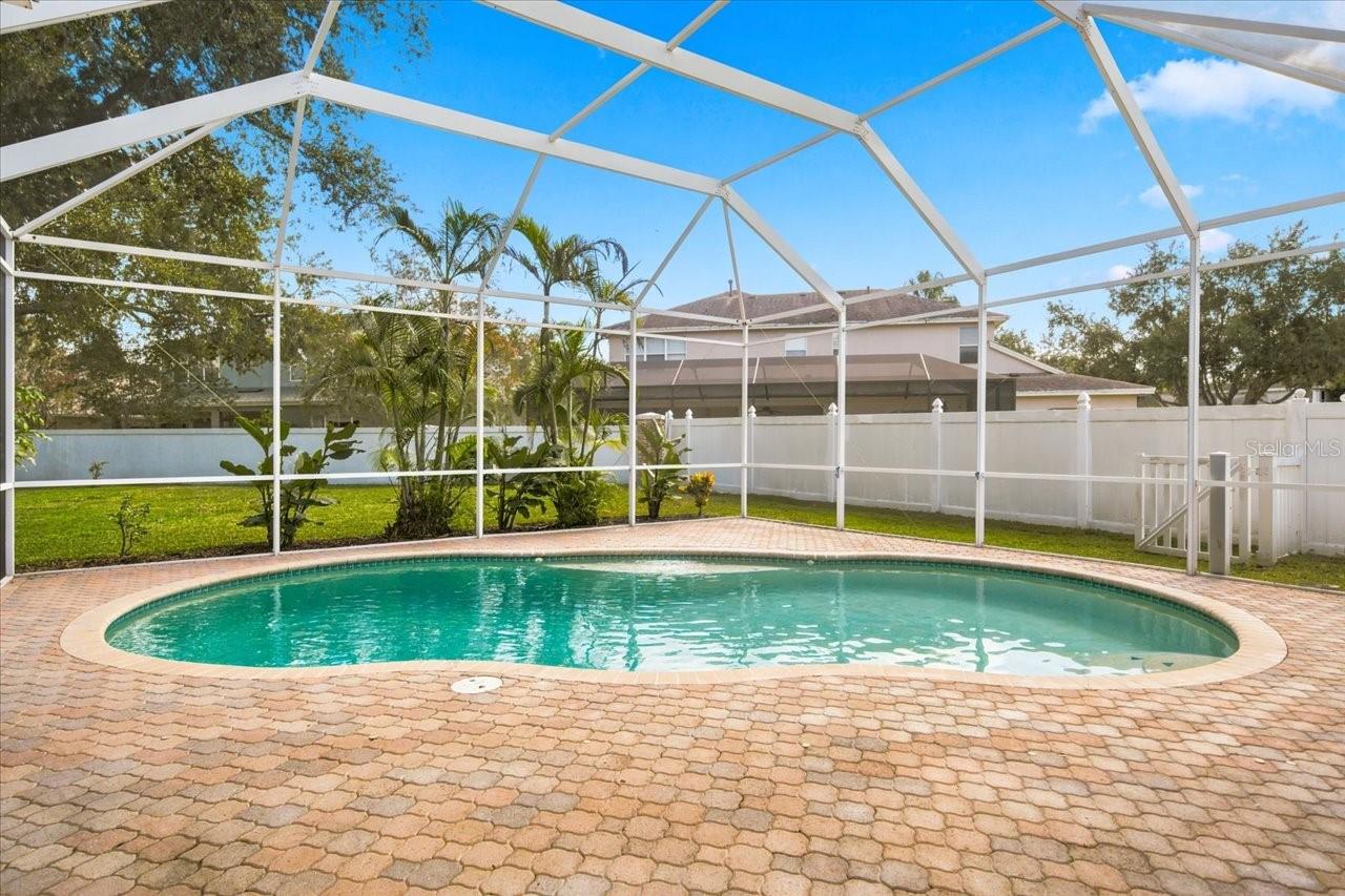 15019 LAKE EMERALD BLVD — photo 4
