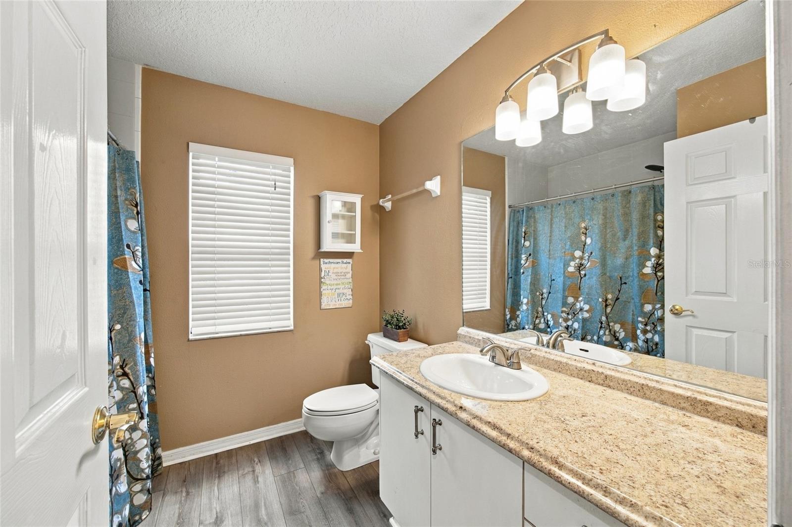 878 CENTERWOOD DR — photo 17