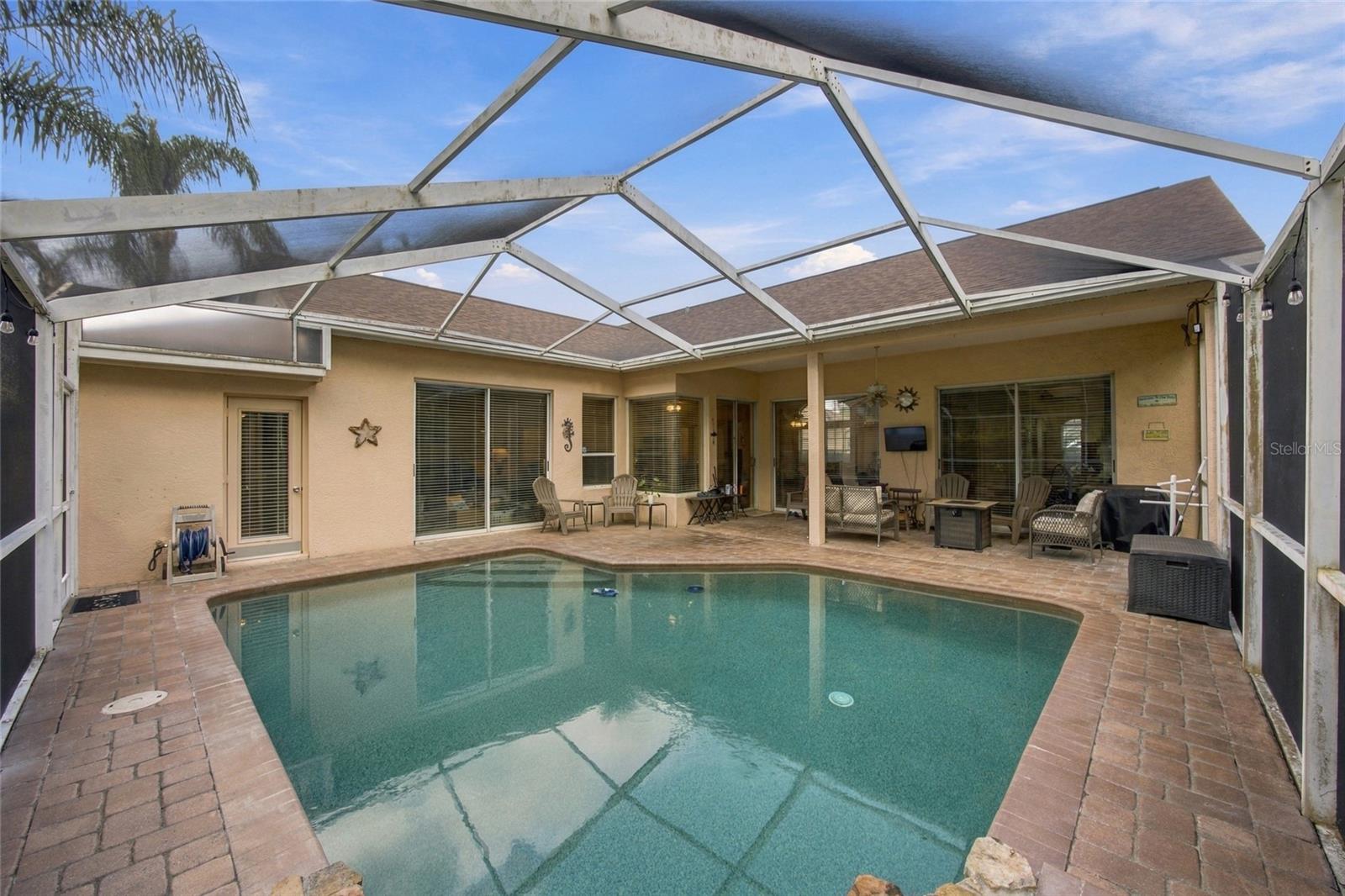 878 CENTERWOOD DR — photo 26