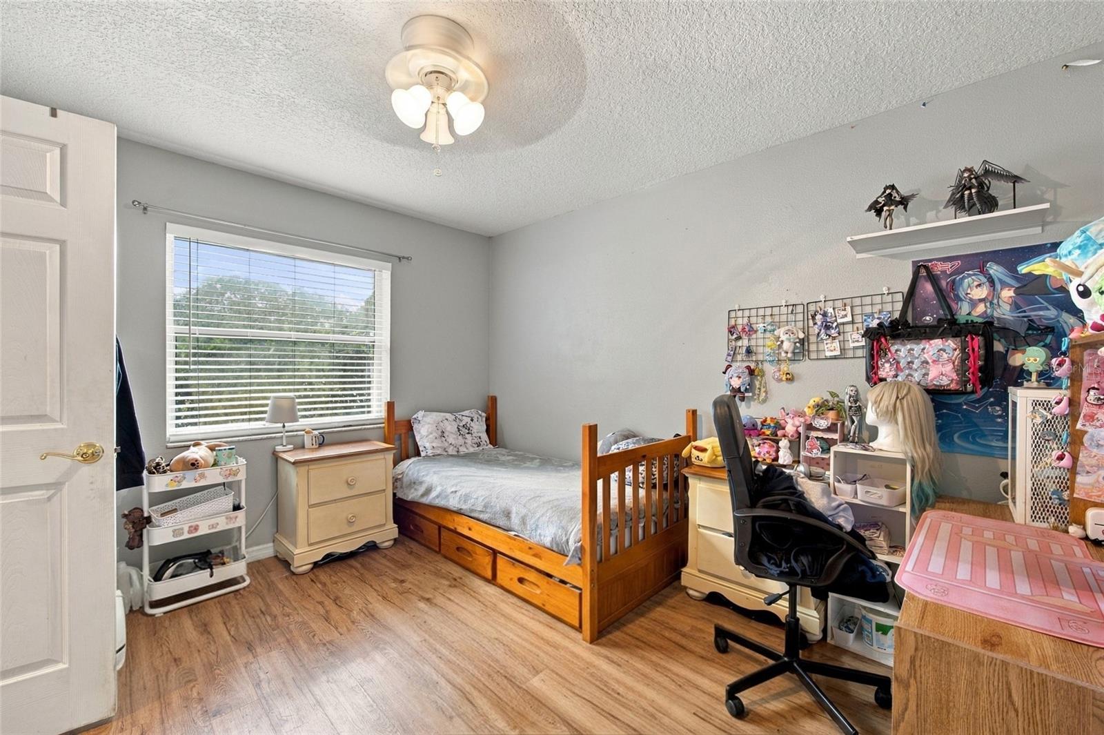 878 CENTERWOOD DR — photo 21