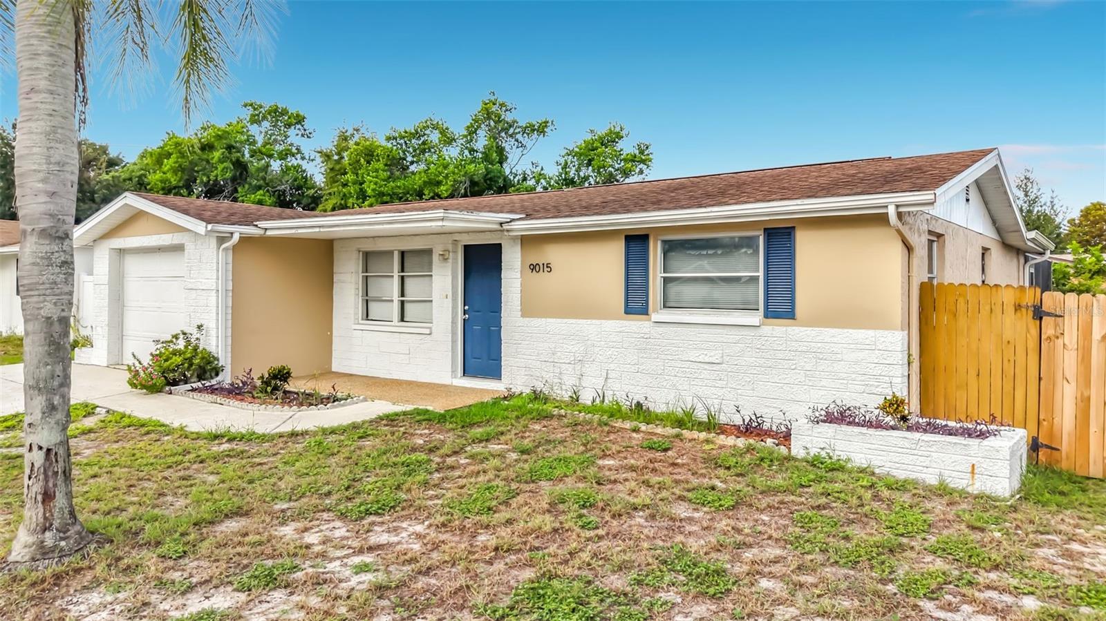 9015 COLLAGE LN — photo 2