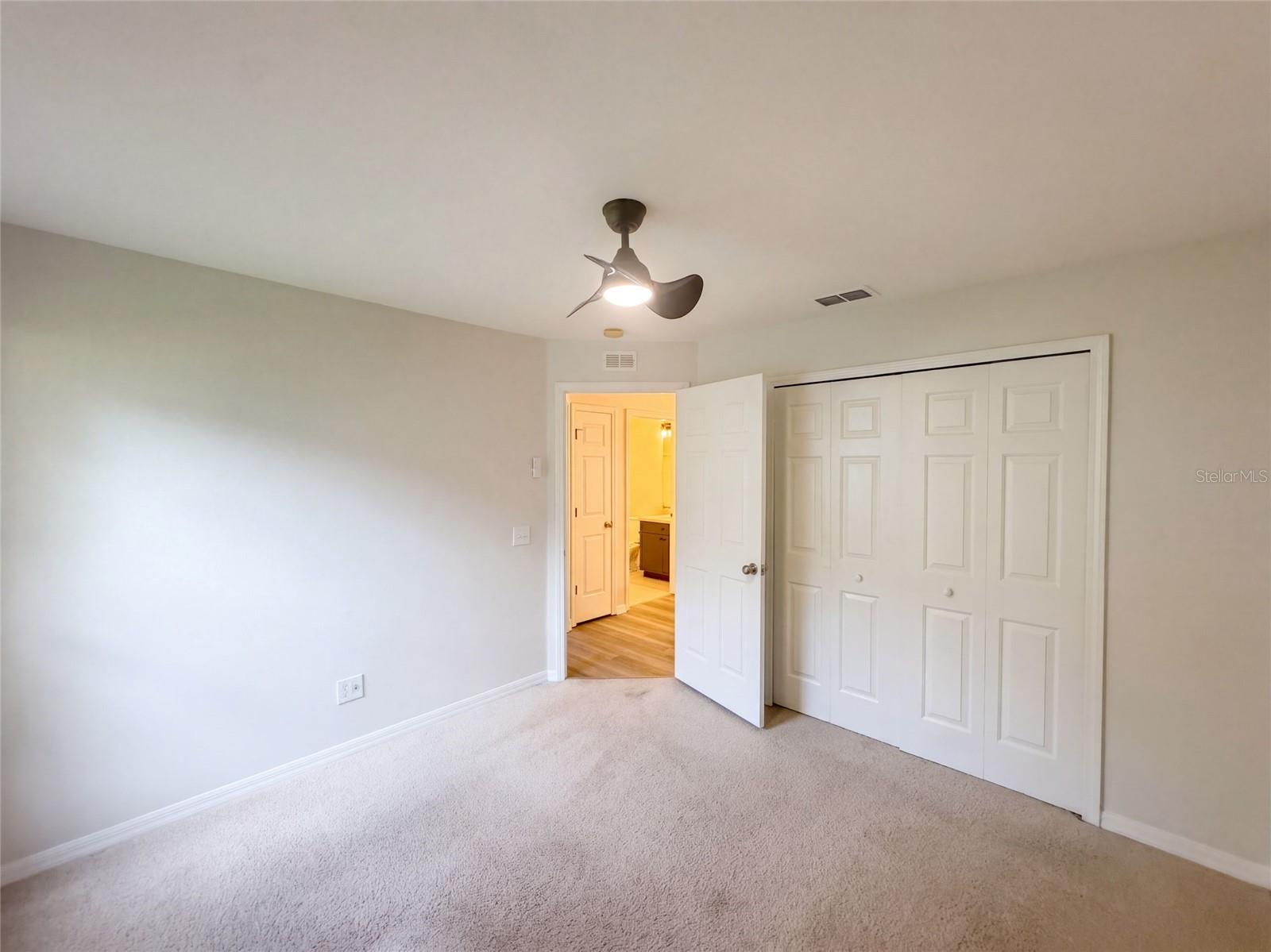 16005 STAGS LEAP DR — photo 18