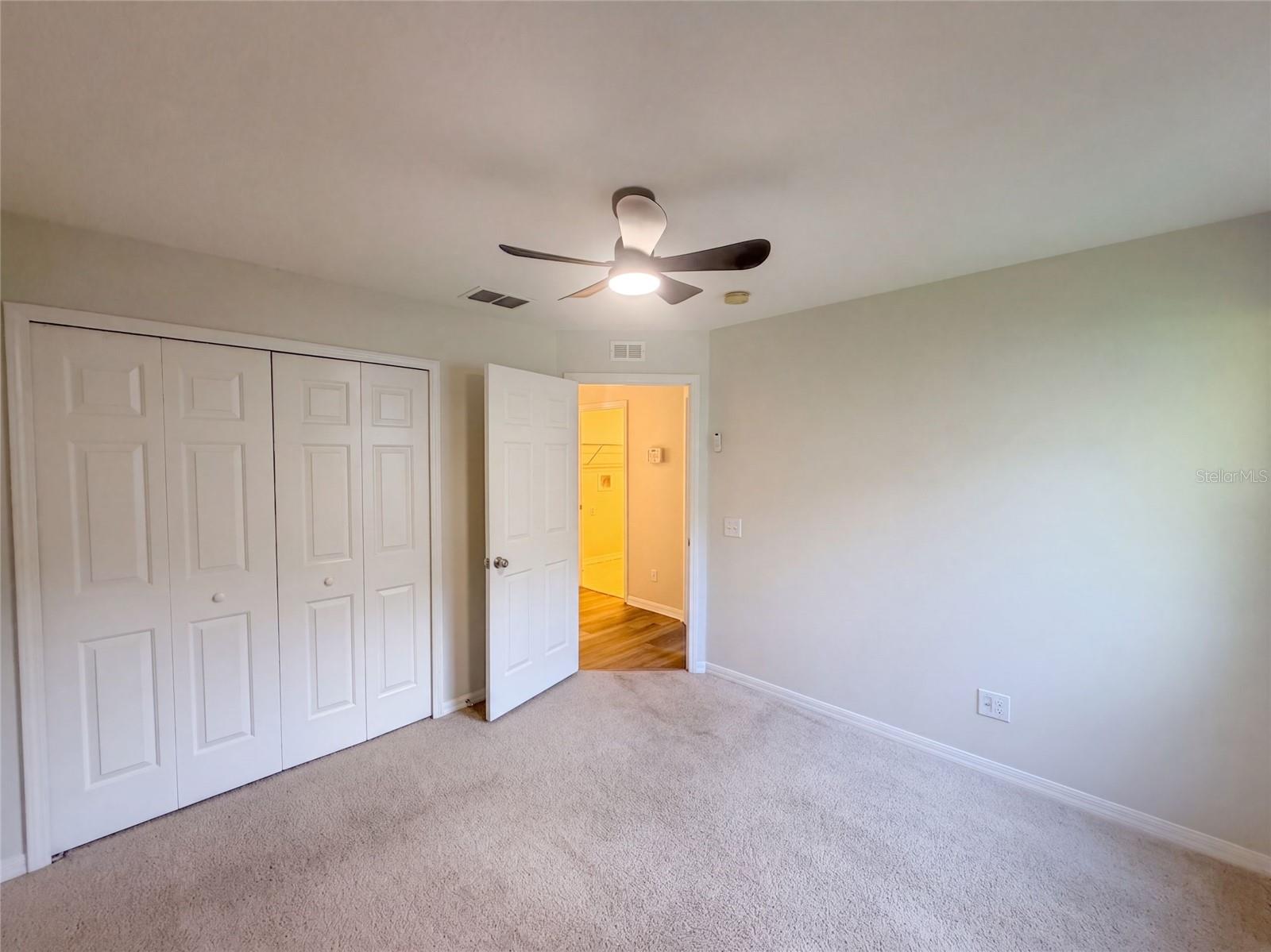 16005 STAGS LEAP DR — photo 16