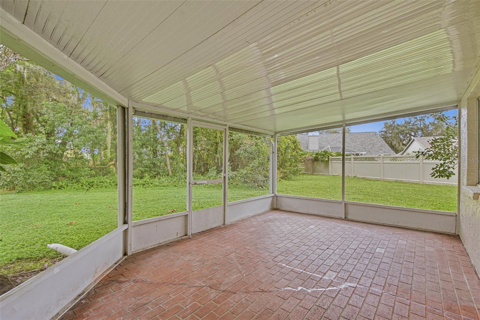 9006 DIXIANA VILLA CIR — photo 60