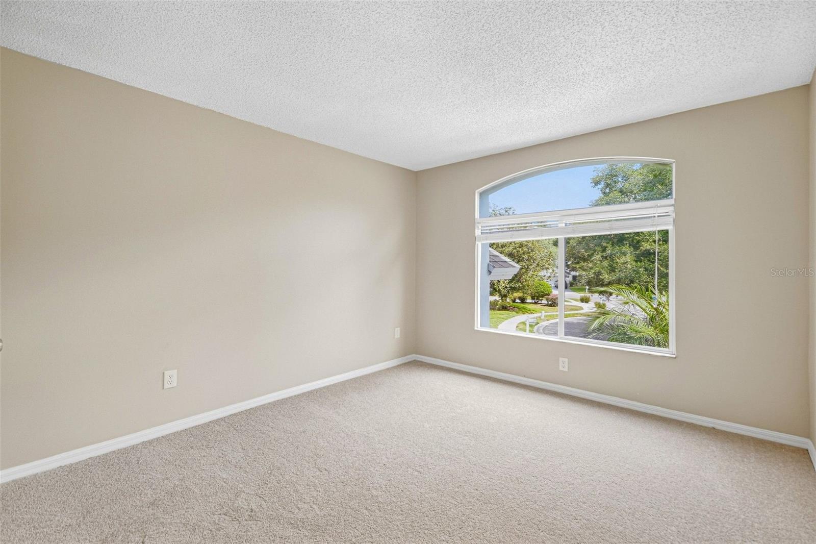 9006 DIXIANA VILLA CIR — photo 39