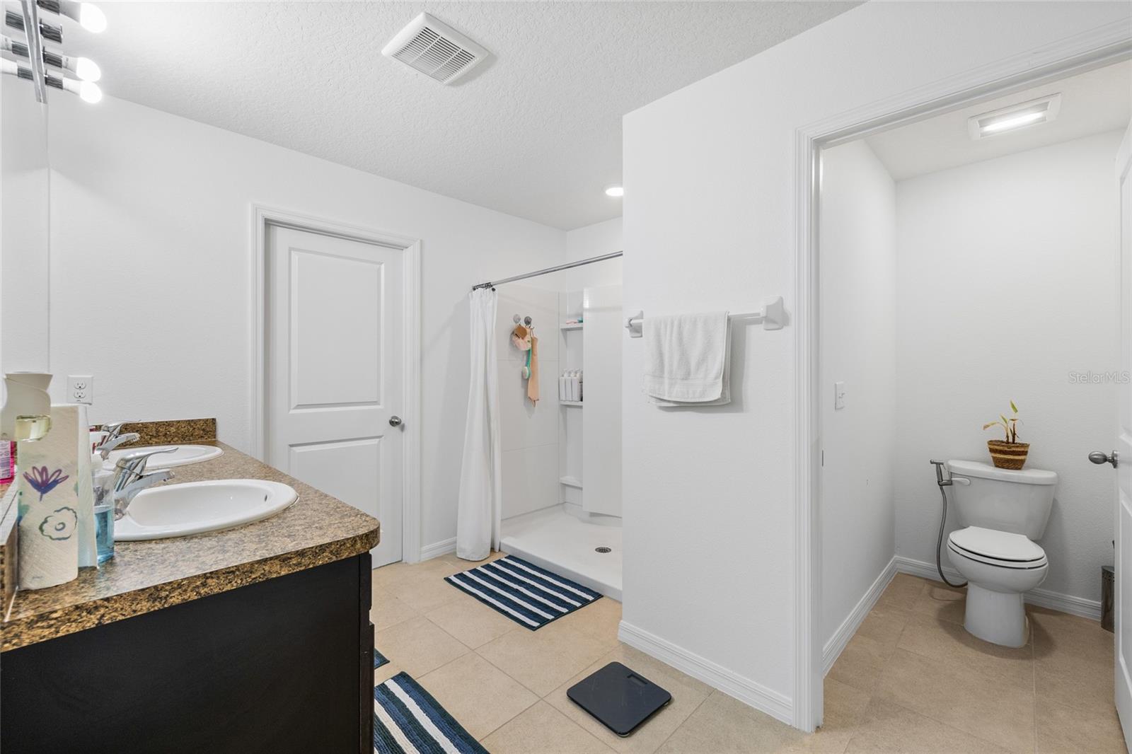 9646 TRONCAIS CIR — photo 21