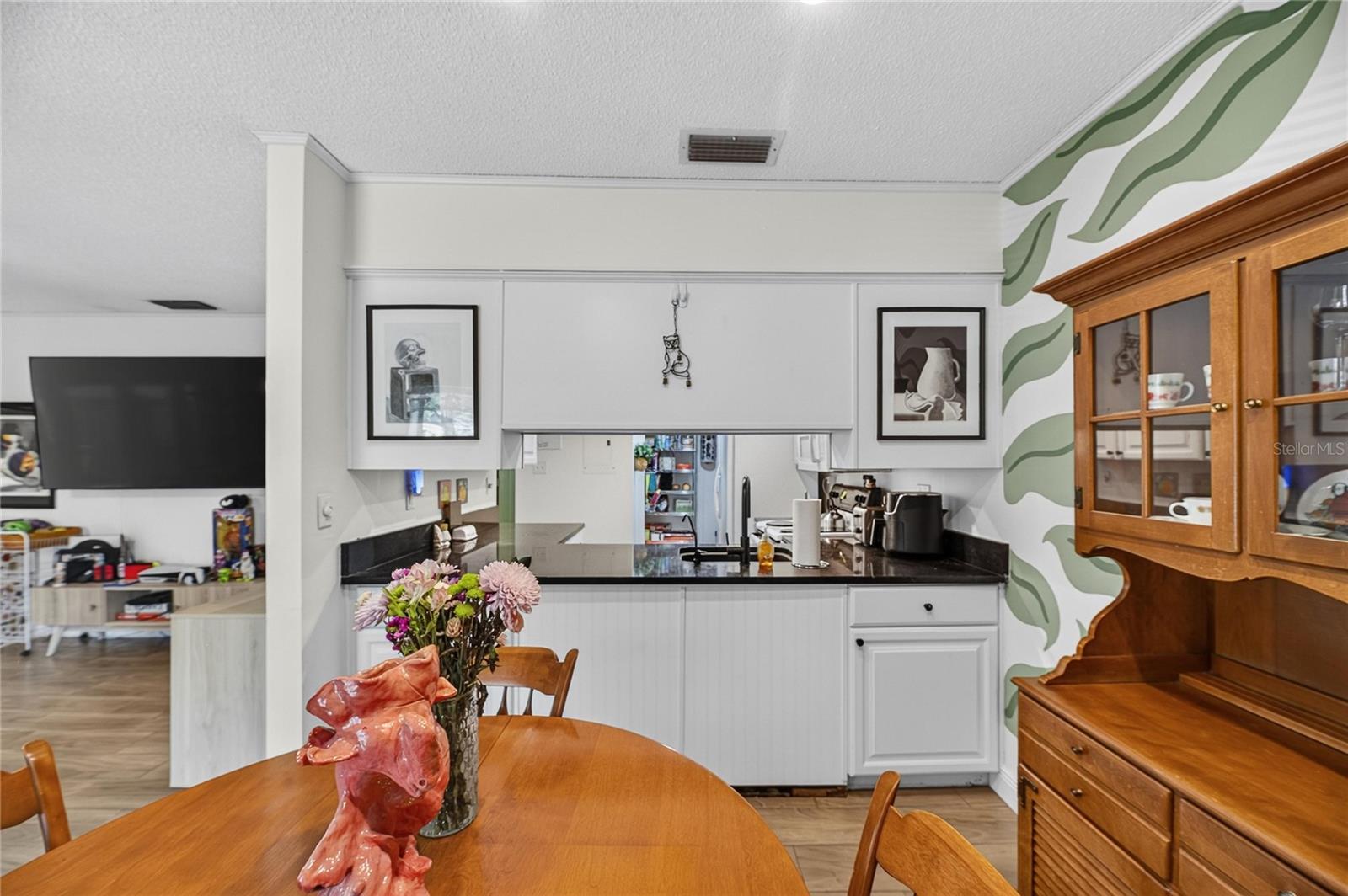 810 HUNTERS CT — photo 16
