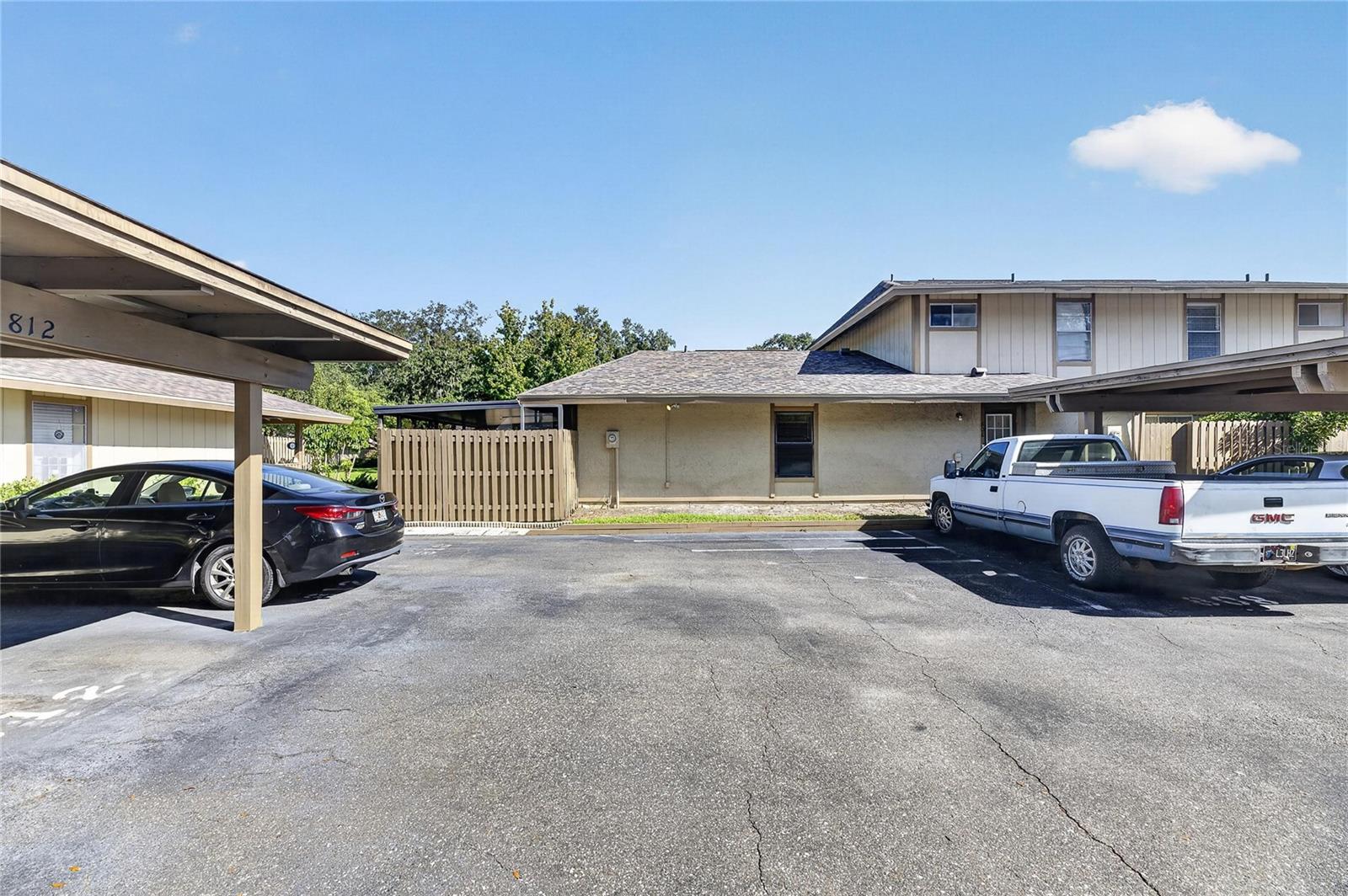 810 HUNTERS CT — photo 40