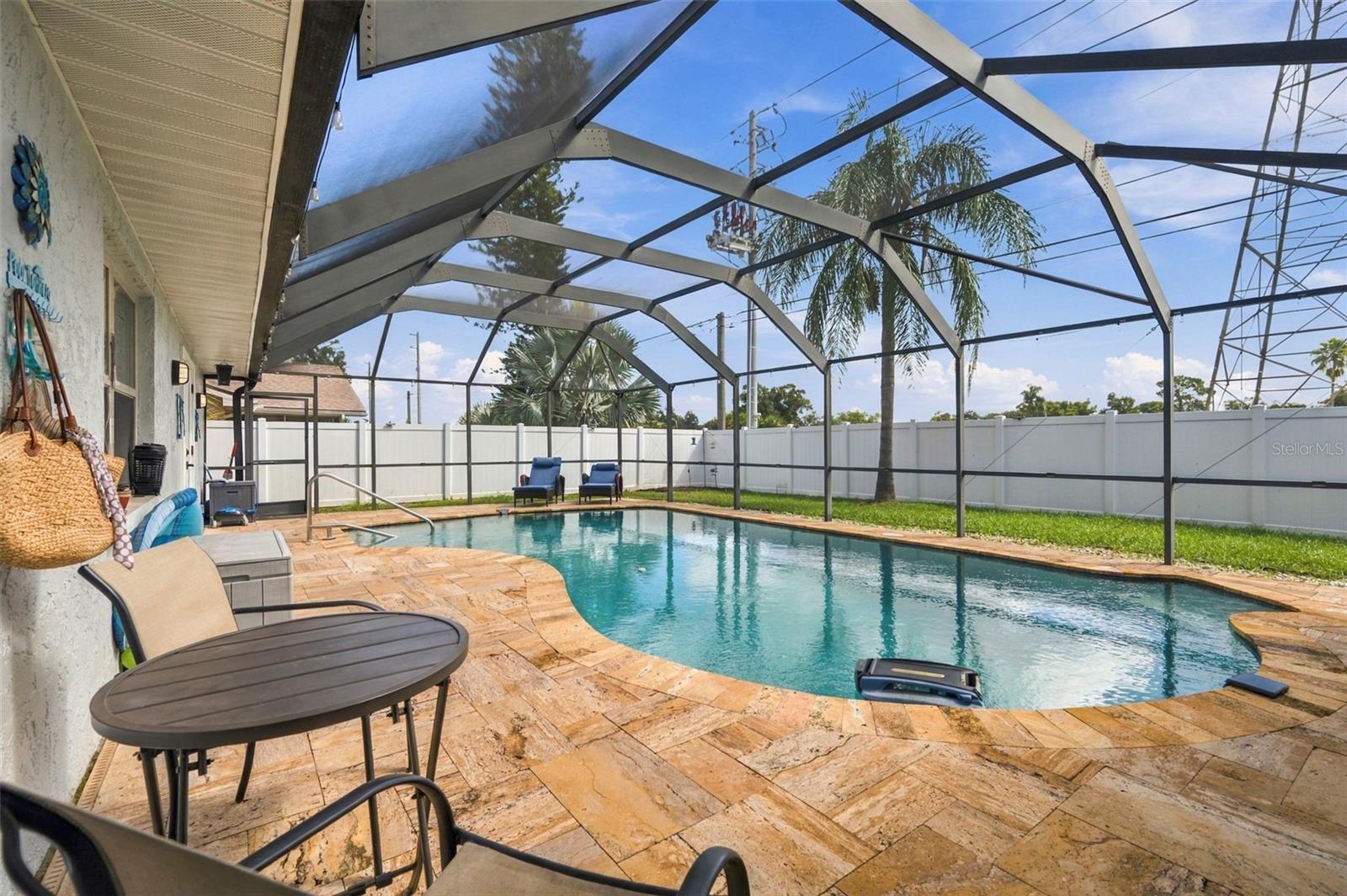 3369 HUNT CLUB DR — photo 44