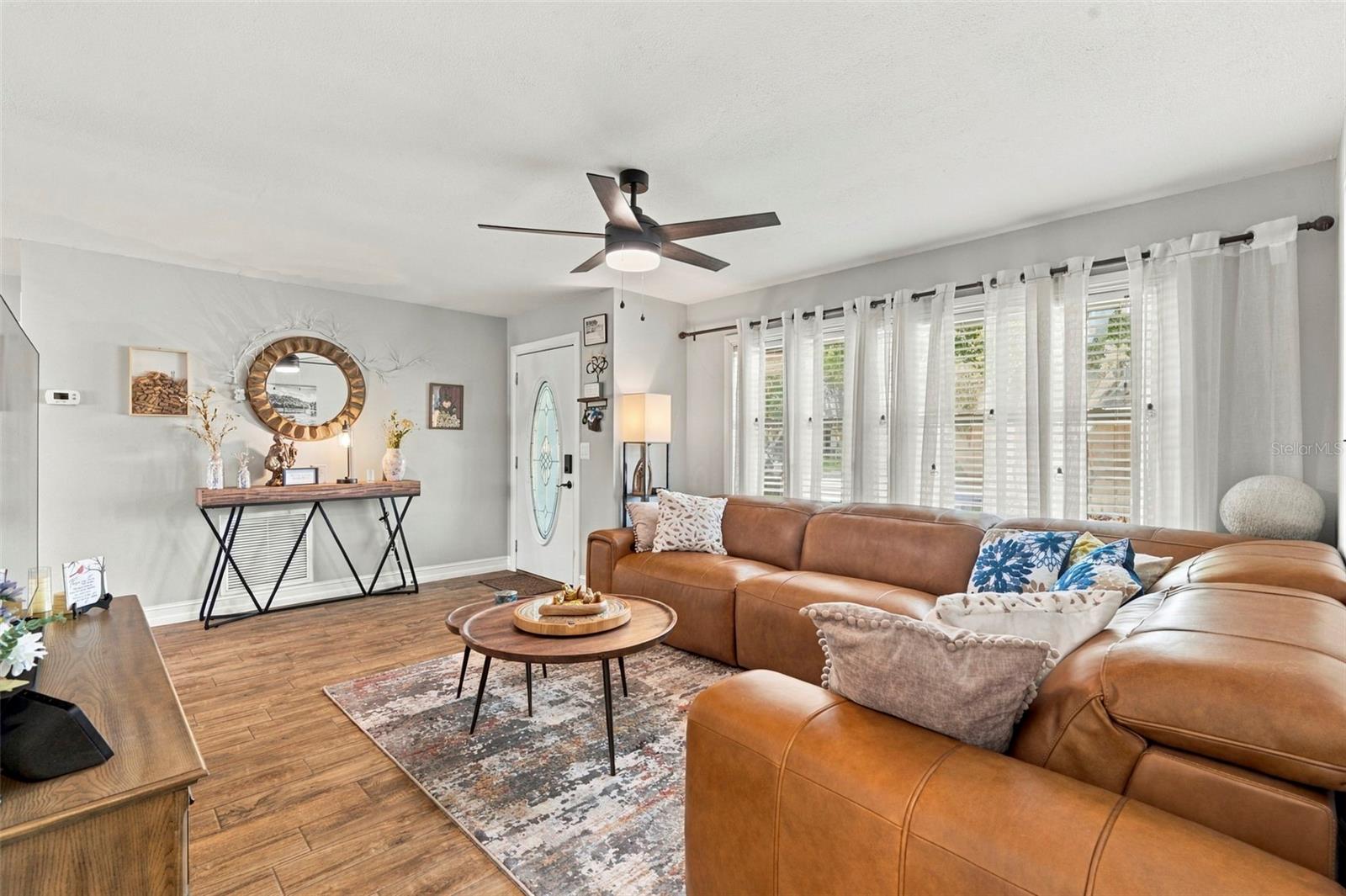 3369 HUNT CLUB DR — photo 10