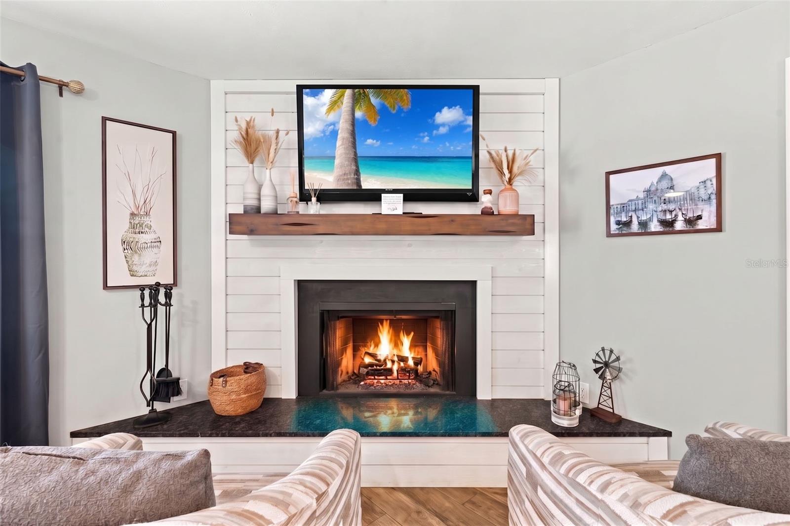 3369 HUNT CLUB DR — photo 21