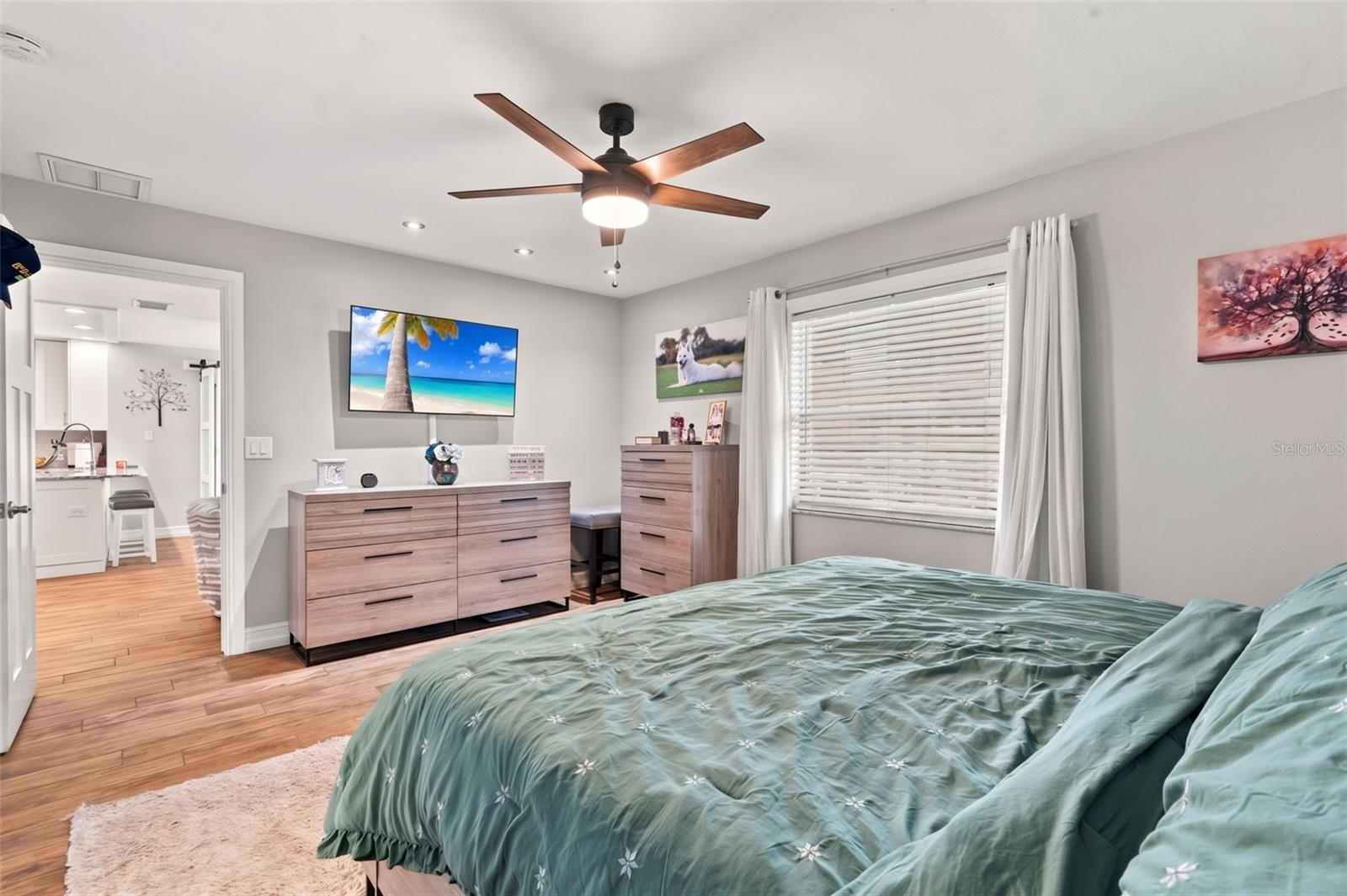 3369 HUNT CLUB DR — photo 34
