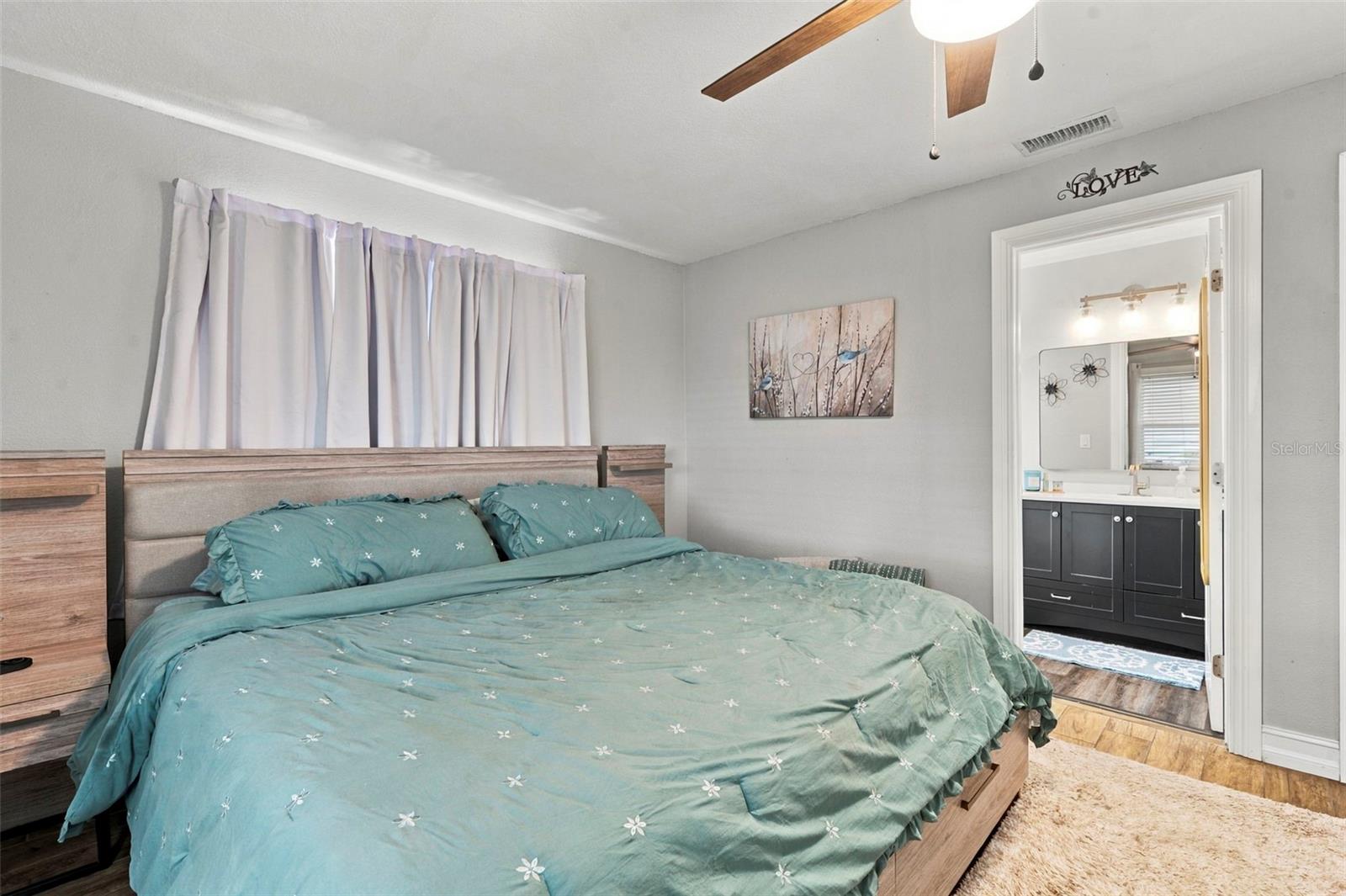 3369 HUNT CLUB DR — photo 32