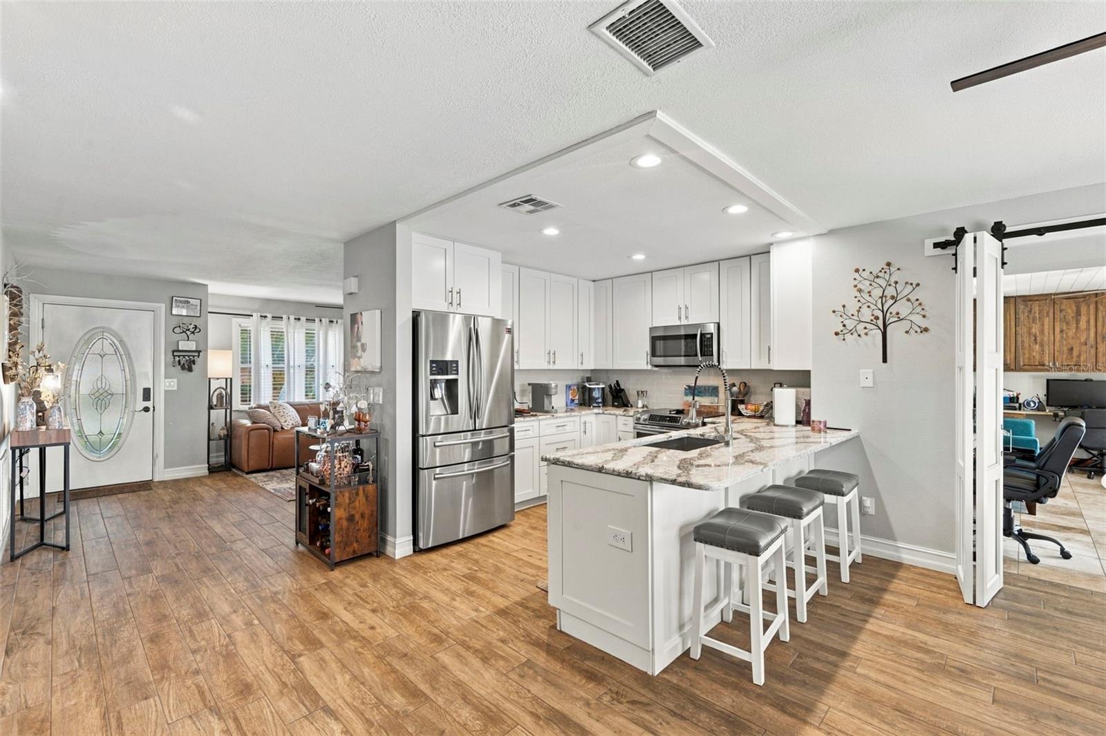 3369 HUNT CLUB DR — photo 19