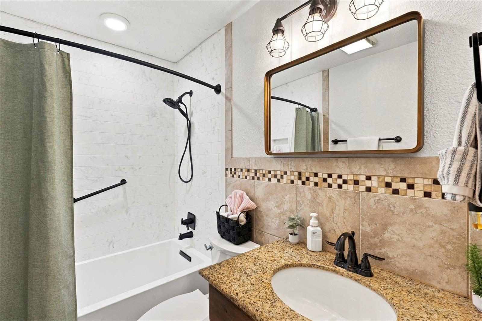 3369 HUNT CLUB DR — photo 29