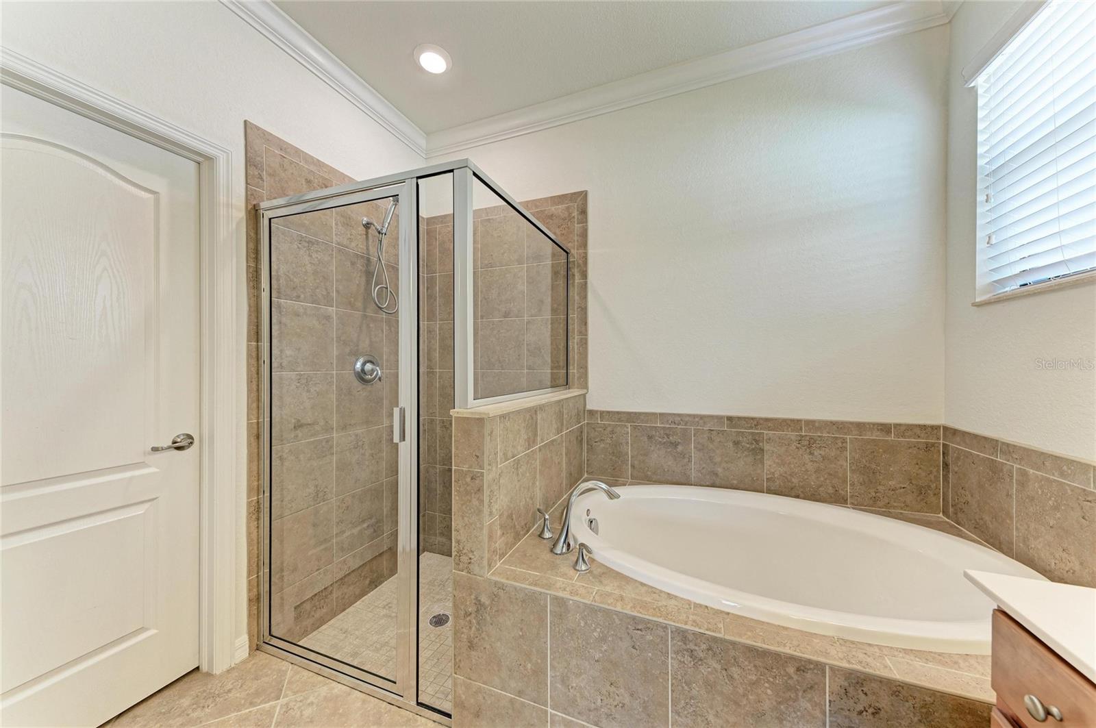 12685 CANAVESE LN — photo 27