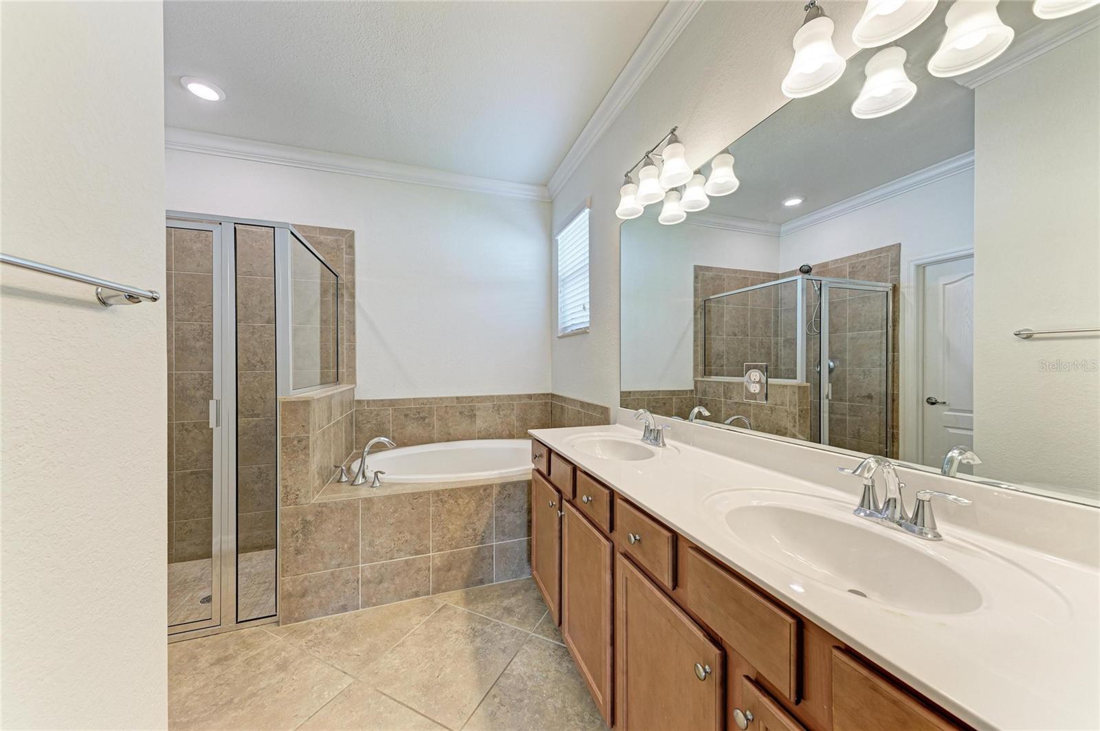12685 CANAVESE LN — photo 26