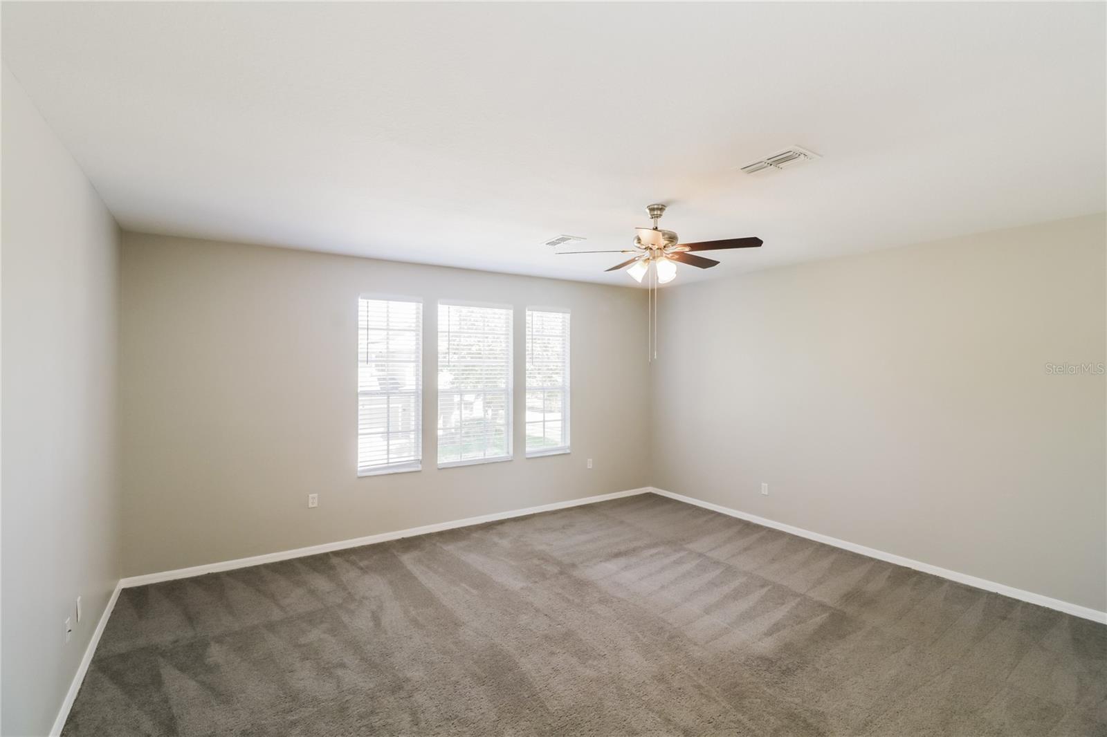 30630 ANNADALE DR — photo 10