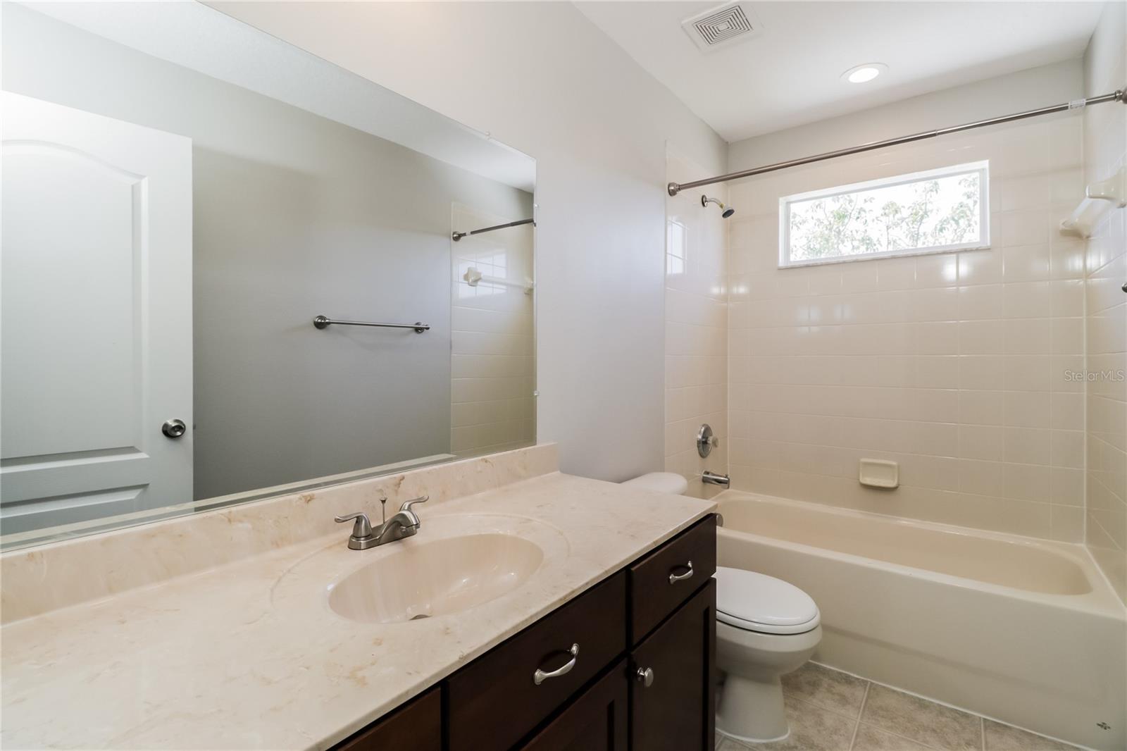30630 ANNADALE DR — photo 7