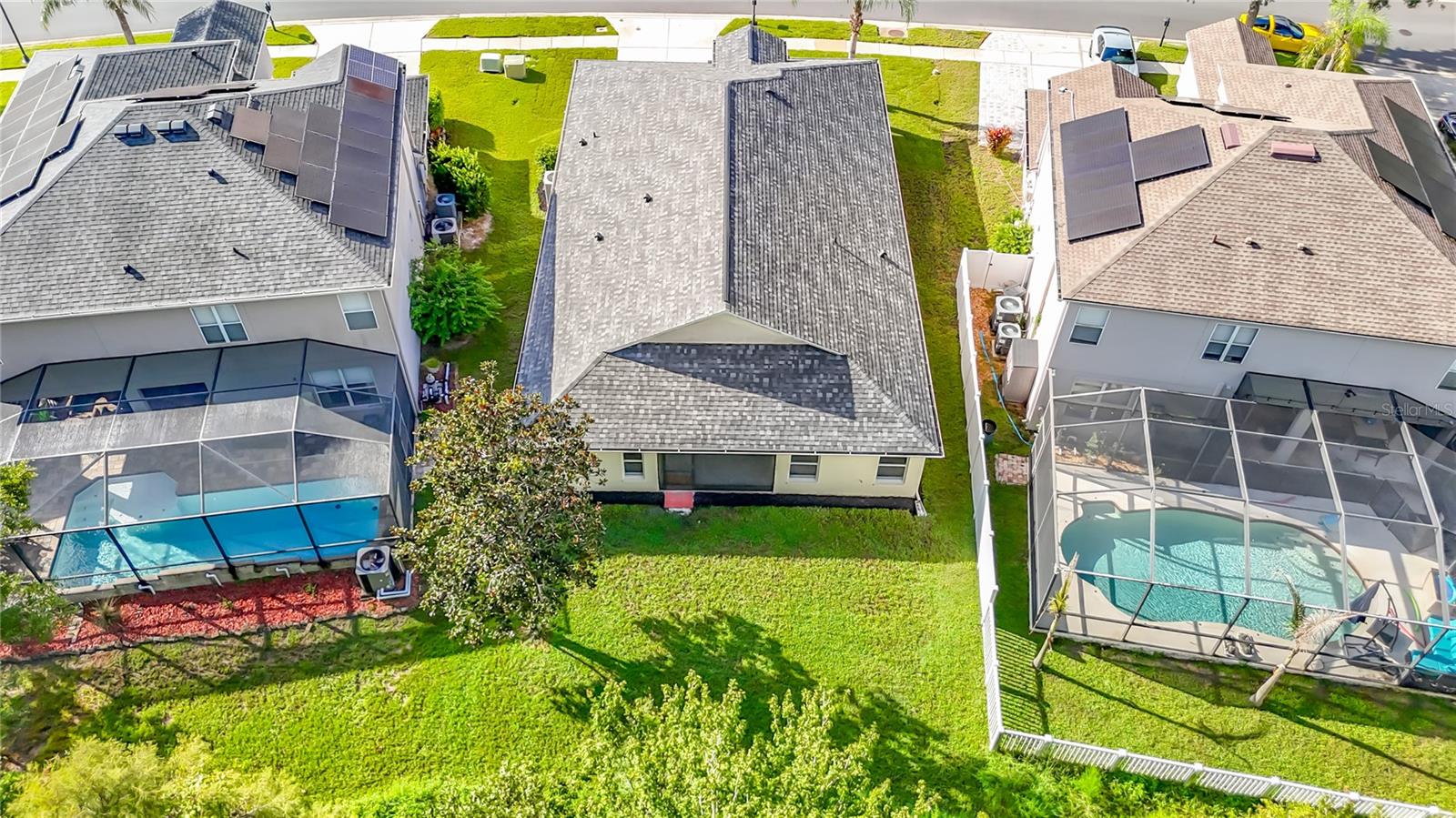 18453 CYPRESS BAY PKWY — photo 10