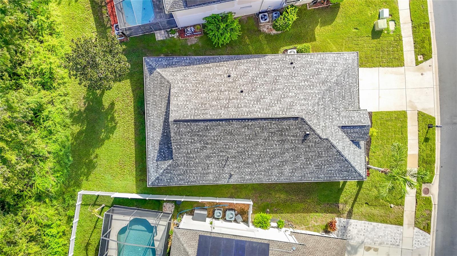 18453 CYPRESS BAY PKWY — photo 51