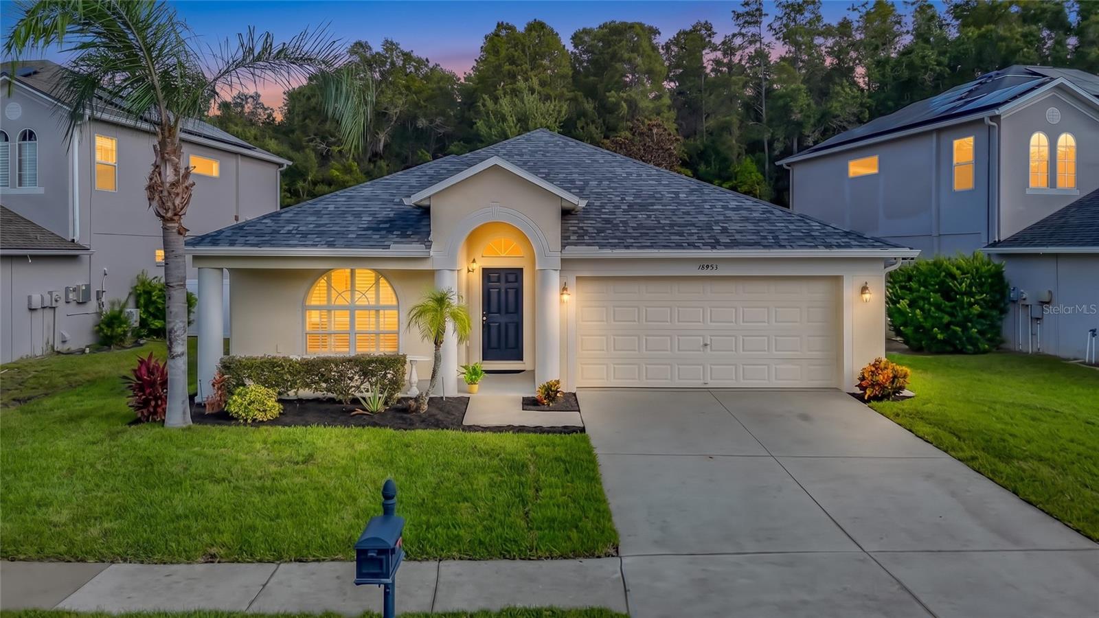 18453 CYPRESS BAY PKWY — photo 6