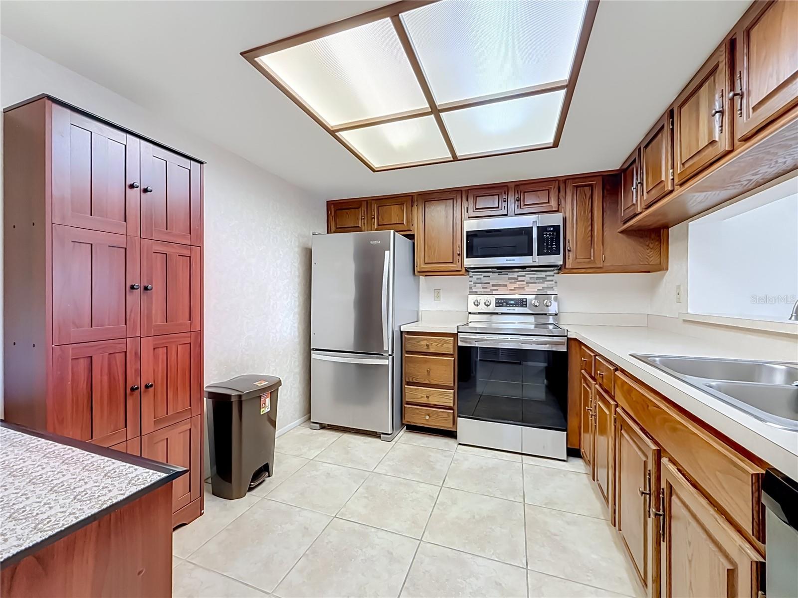 2593 COUNTRYSIDE BLVD #7307 — photo 8
