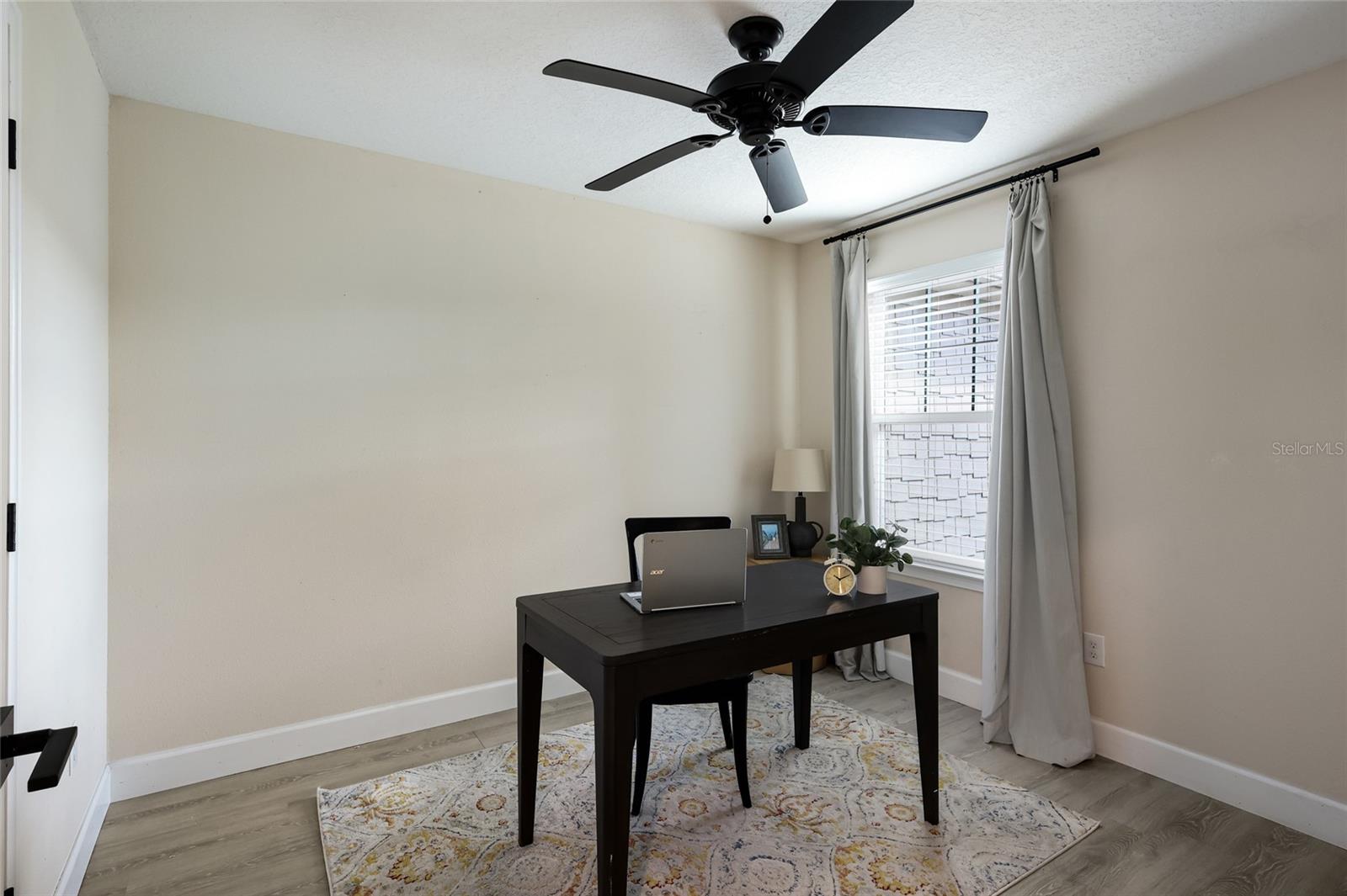 5032 SKYVIEW LN — photo 23