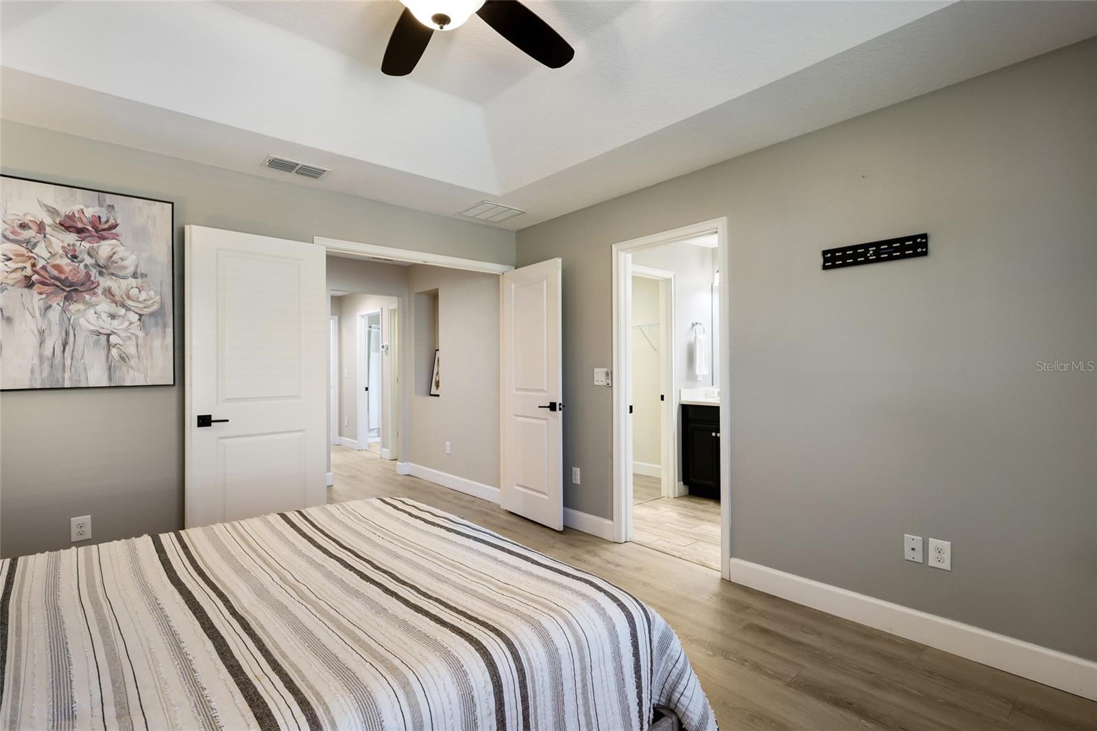 5032 SKYVIEW LN — photo 17