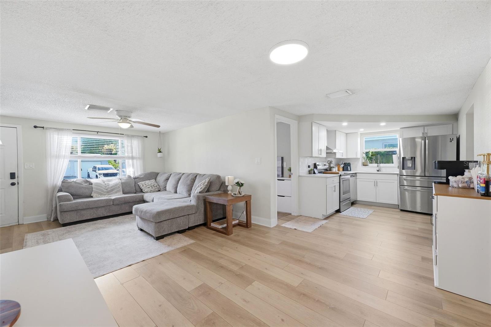 10025 SLEEPY HOLLOW LN — photo 4