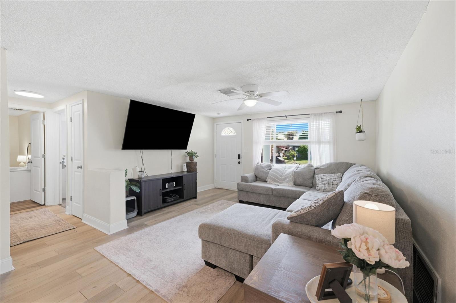 10025 SLEEPY HOLLOW LN — photo 5