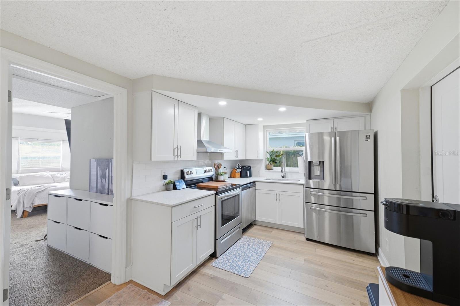 10025 SLEEPY HOLLOW LN — photo 13