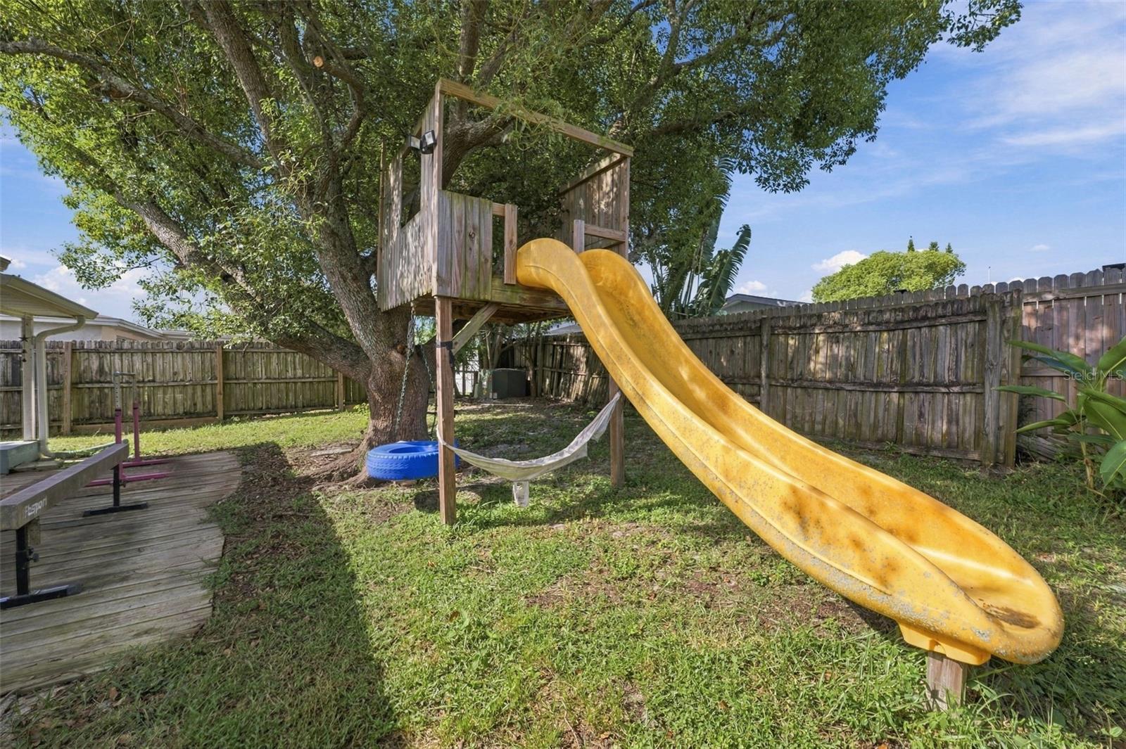 10025 SLEEPY HOLLOW LN — photo 25