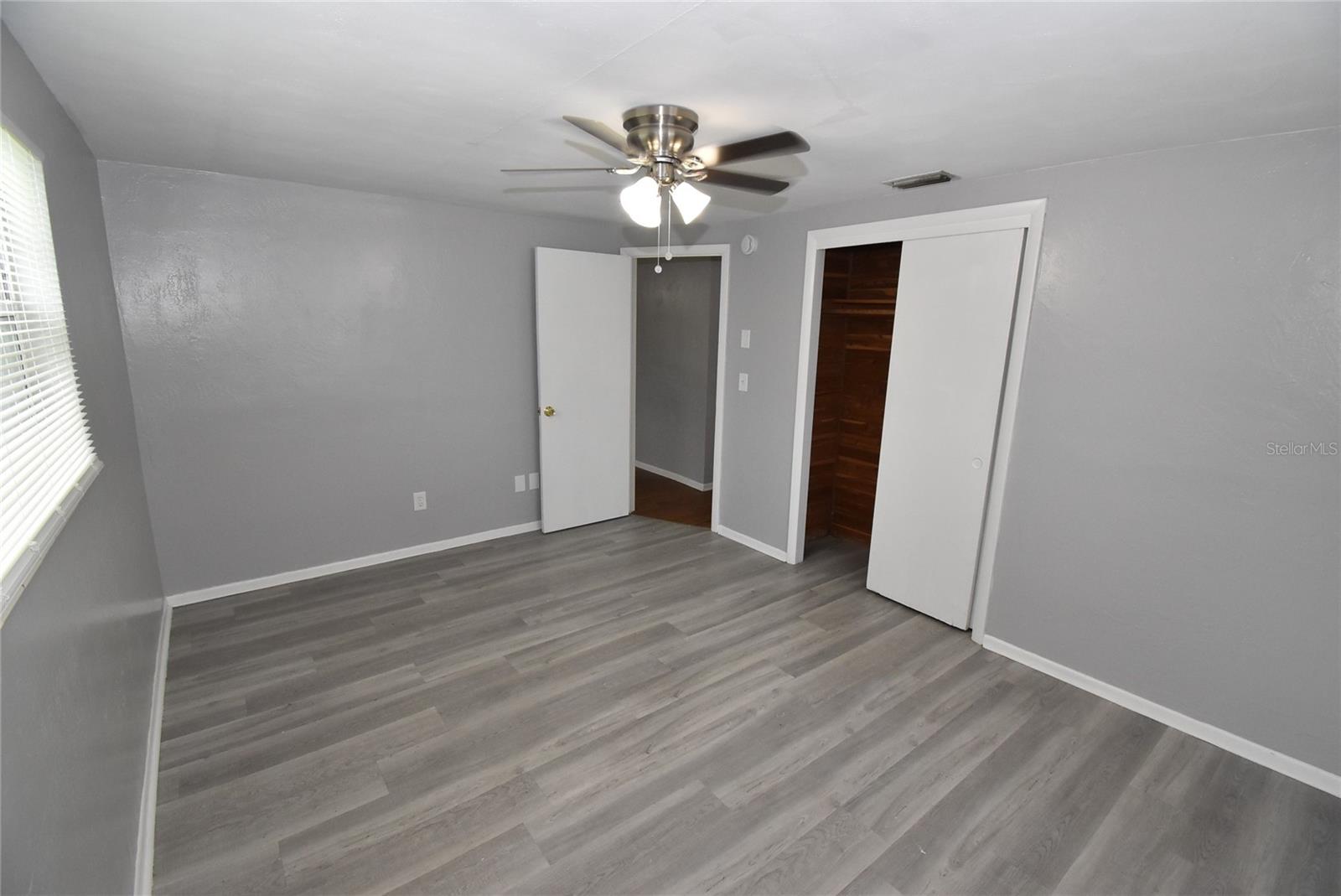 4653 AEGEAN AVE — photo 17