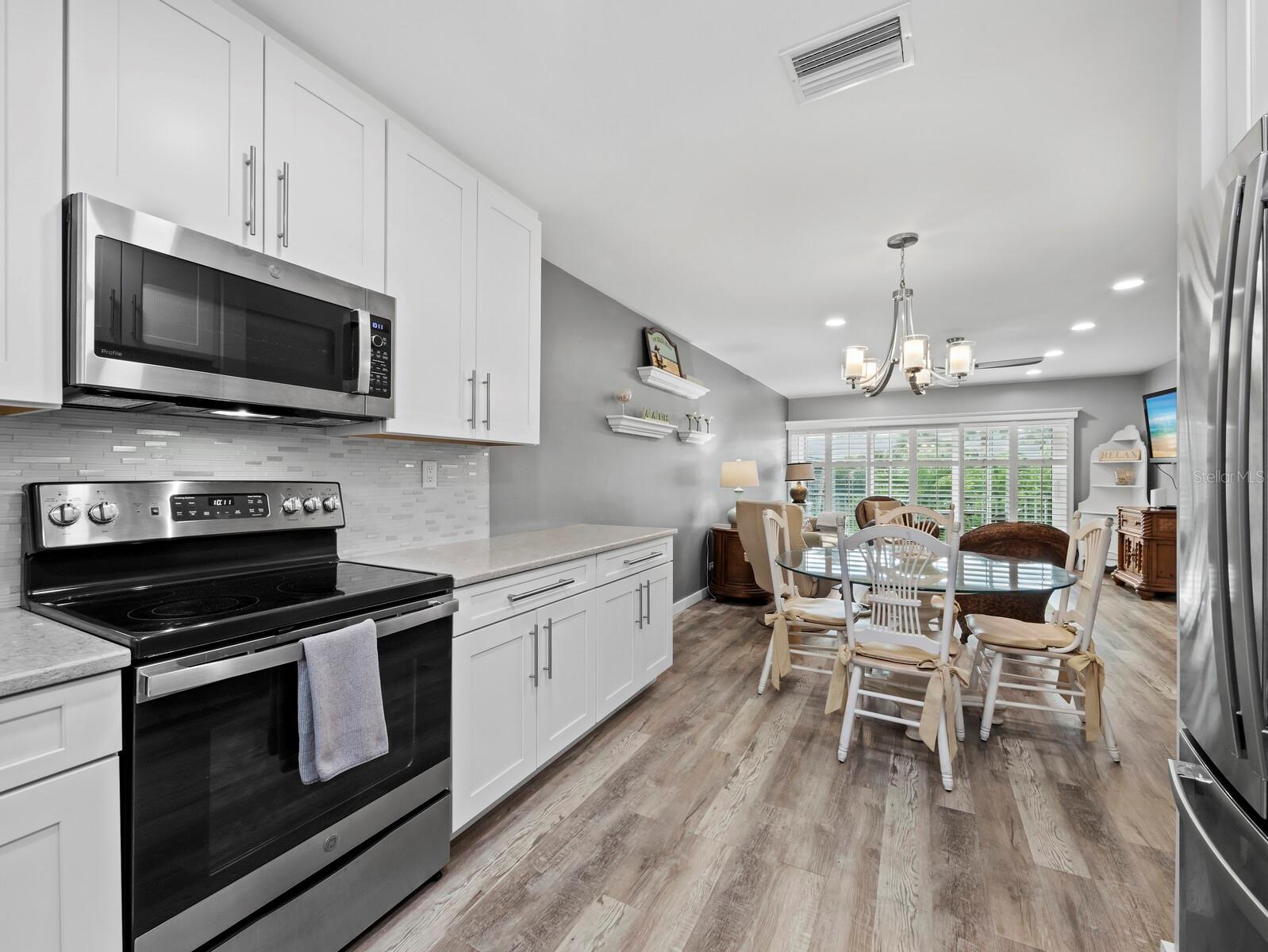 500 S WASHINGTON DR #19B — photo 8