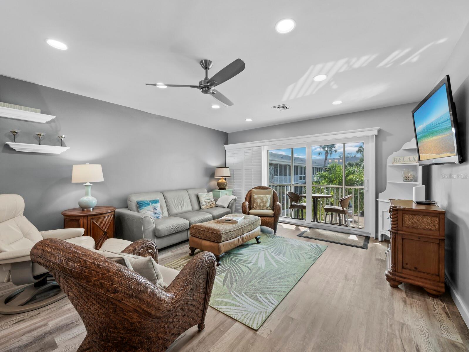 500 S WASHINGTON DR #19B — photo 13