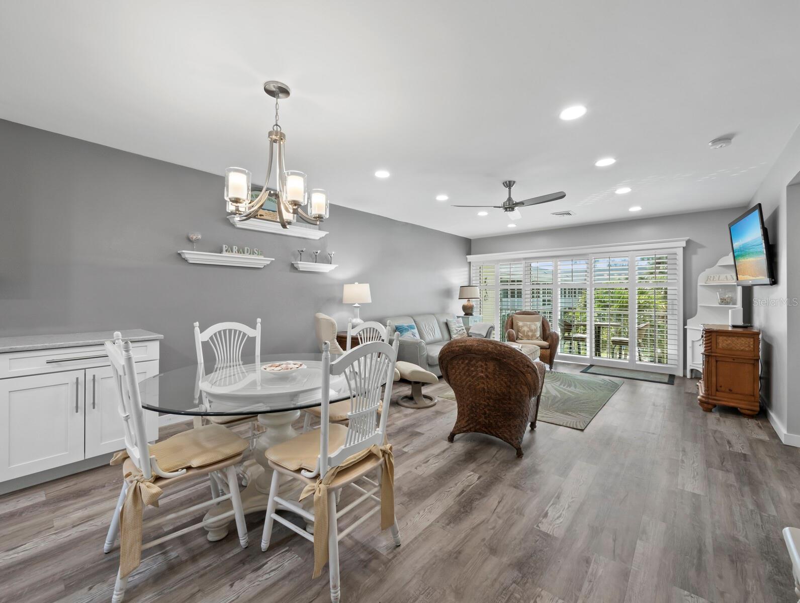 500 S WASHINGTON DR #19B — photo 9