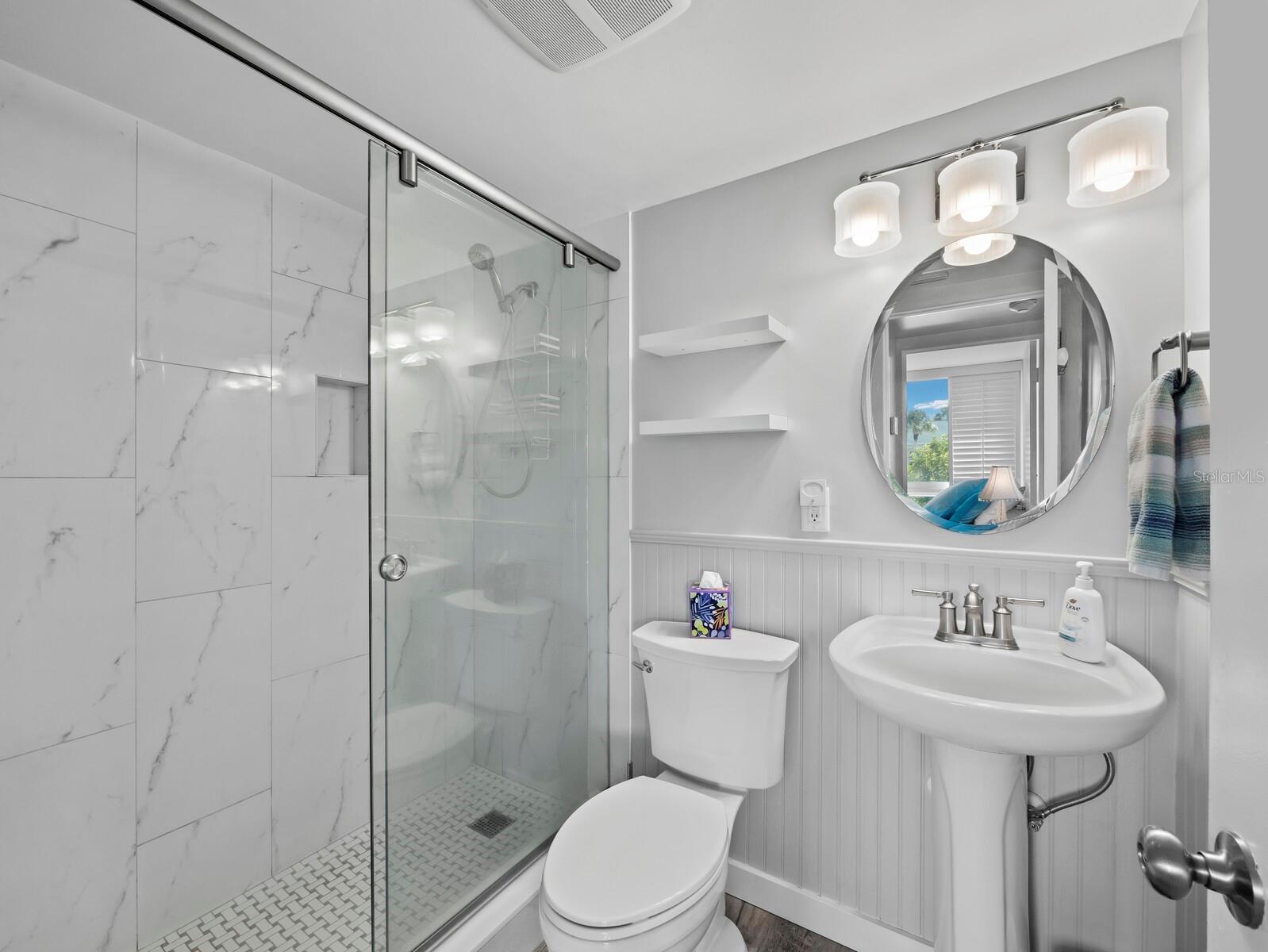 500 S WASHINGTON DR #19B — photo 19