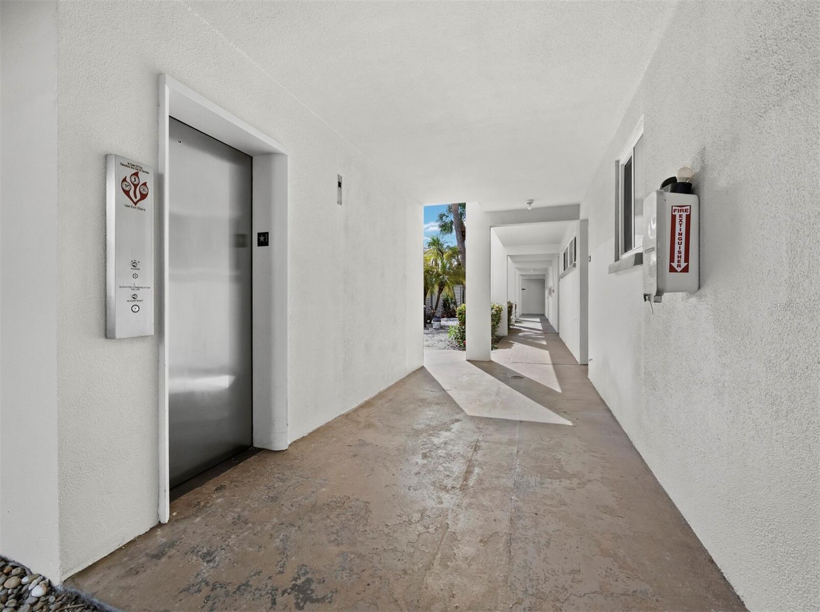 500 S WASHINGTON DR #19B — photo 24