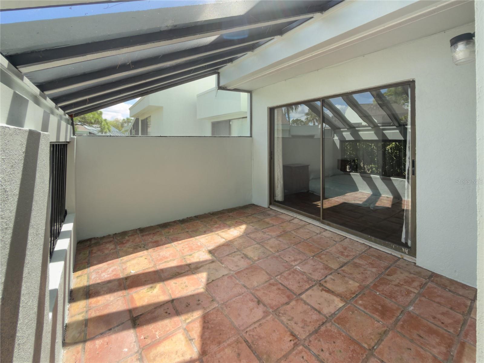 2375 LAKESIDE MEWS #D2 — photo 47
